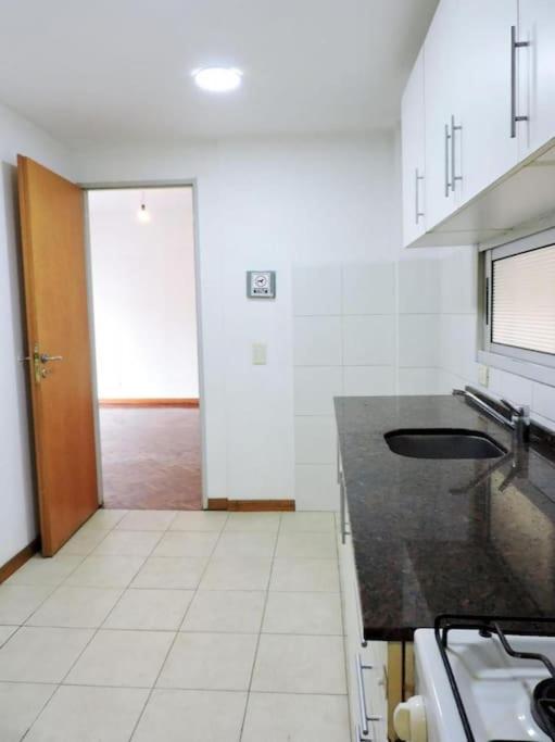 Lujoso Semipiso Panorámico 2 habitaciones cocina independiente lavadero cochera privada a metros del subte