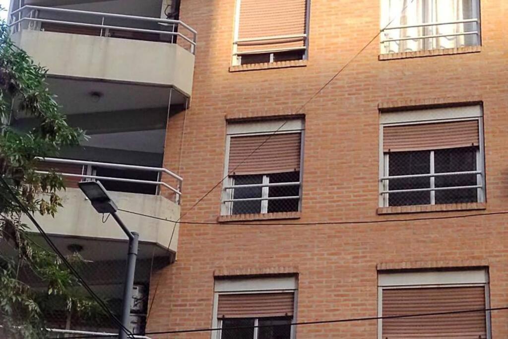 Lujoso Semipiso Panorámico 2 habitaciones cocina independiente lavadero cochera privada a metros del subte