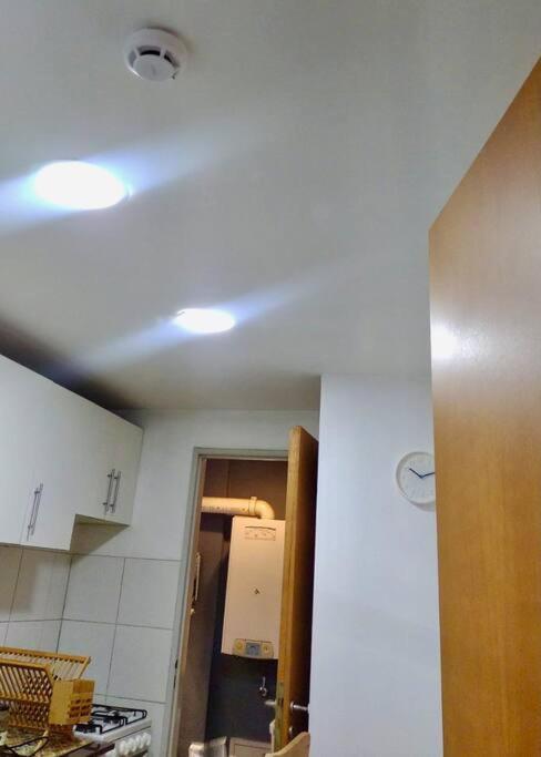 Lujoso Semipiso Panorámico 2 habitaciones cocina independiente lavadero cochera privada a metros del subte