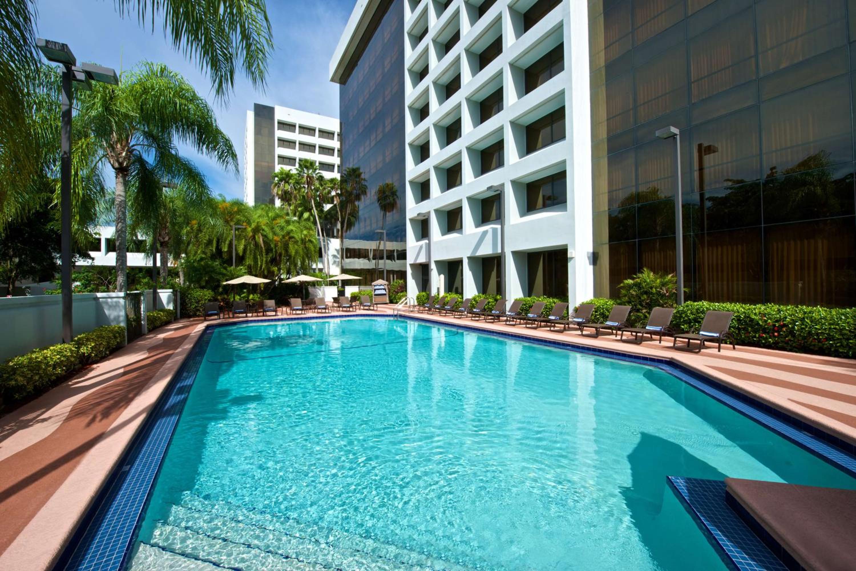 West Palm Beach Vacations - Embassy Suites by Hilton Palm Beach Gardens PGA Boulevard - Property Image 1