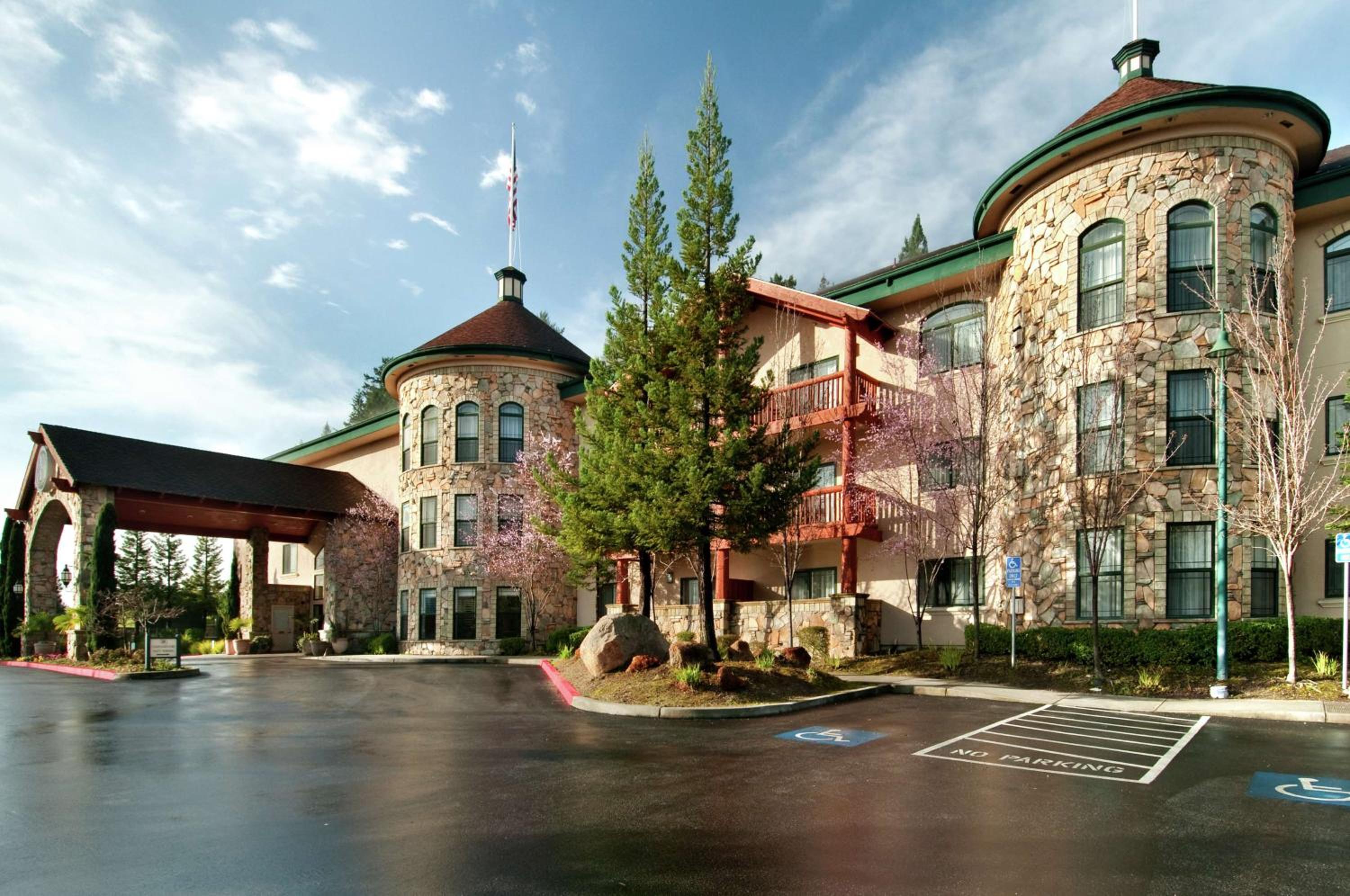 Hotel Hilton Santa Cruz Scotts Valley - Image 1