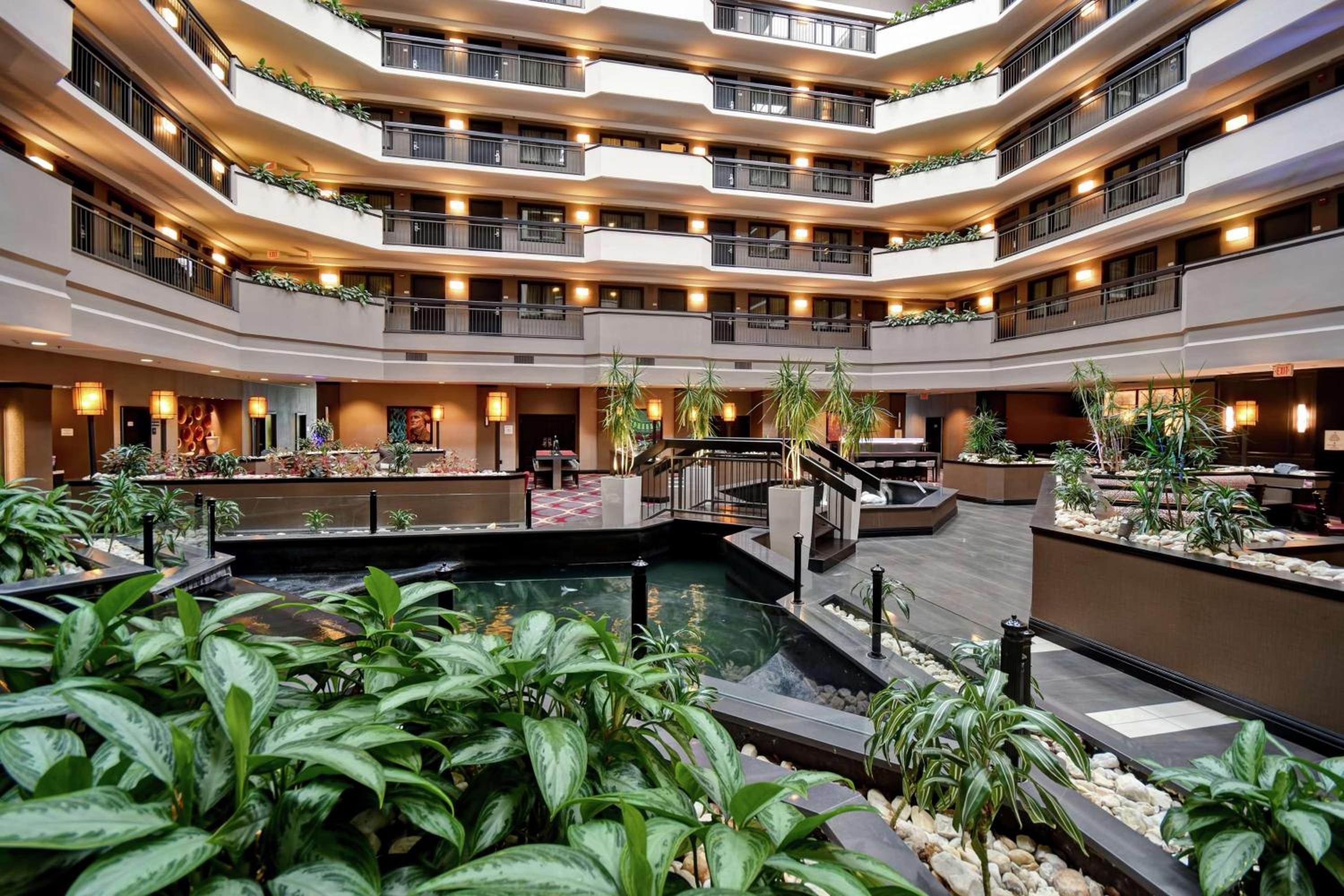 Embassy Suites by Hilton Dulles Airport - Property Image 4