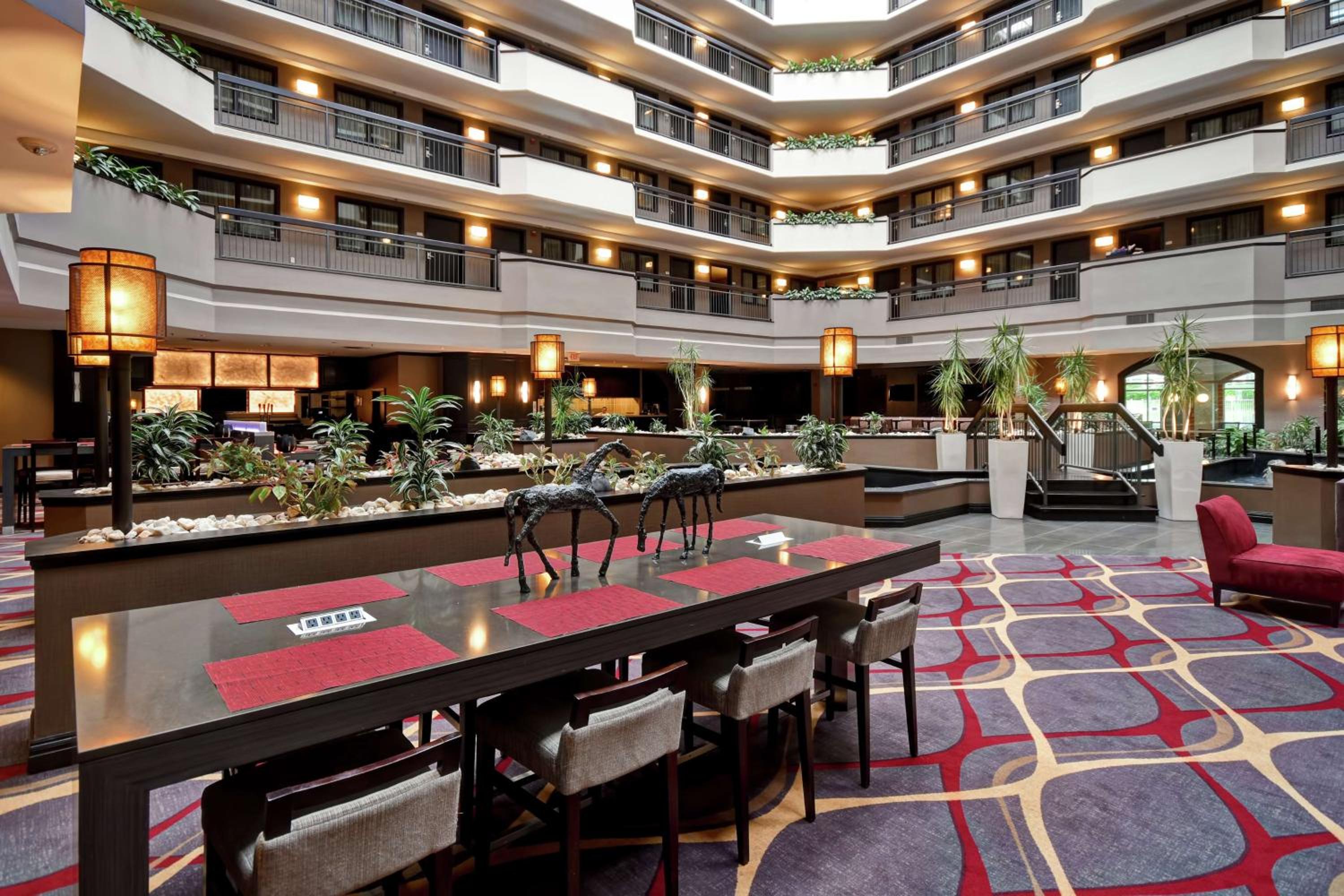 Embassy Suites by Hilton Dulles Airport - Property Image 35