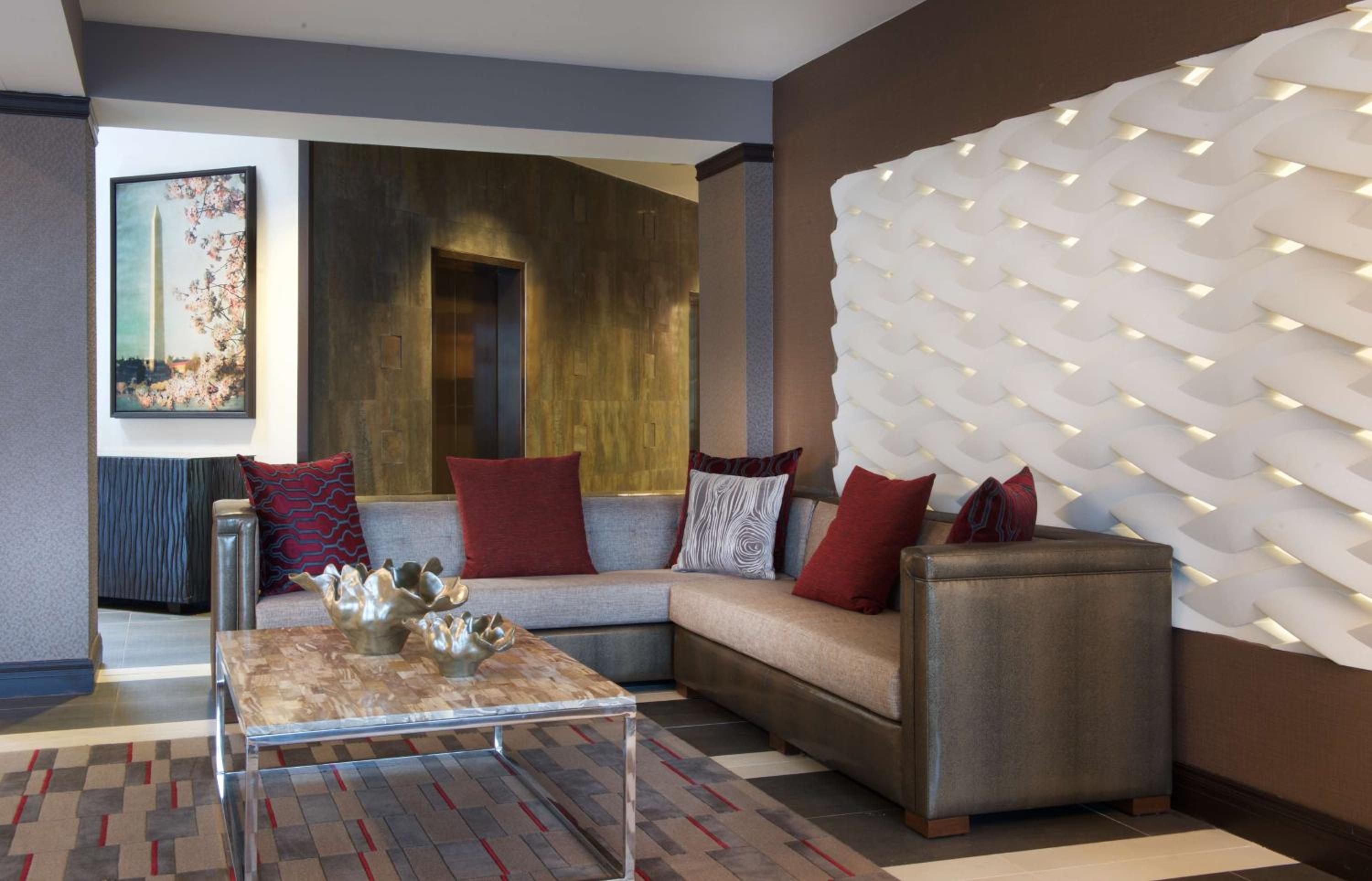 Embassy Suites by Hilton Dulles Airport - Property Image 12