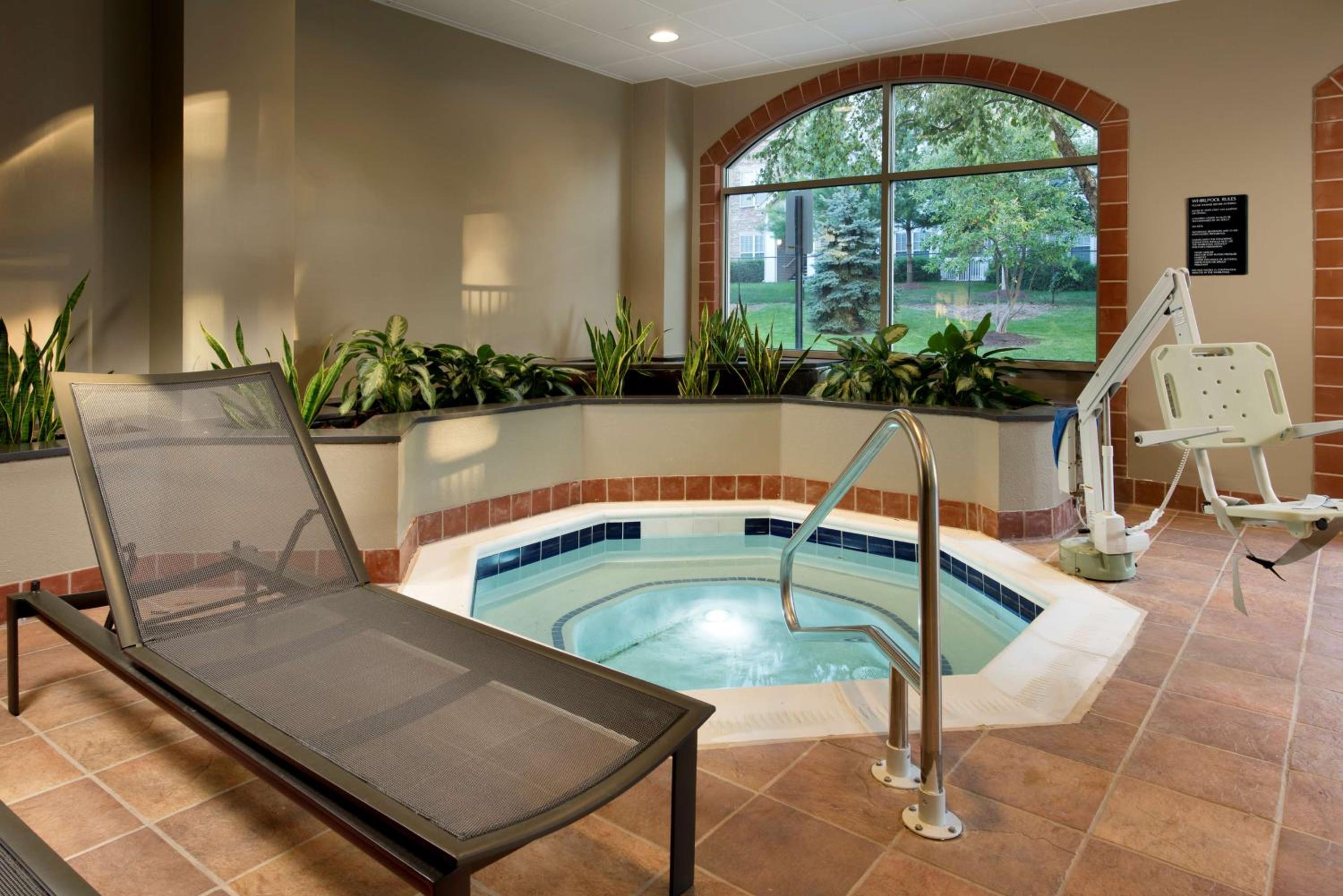 Embassy Suites by Hilton Dulles Airport - Property Image 15