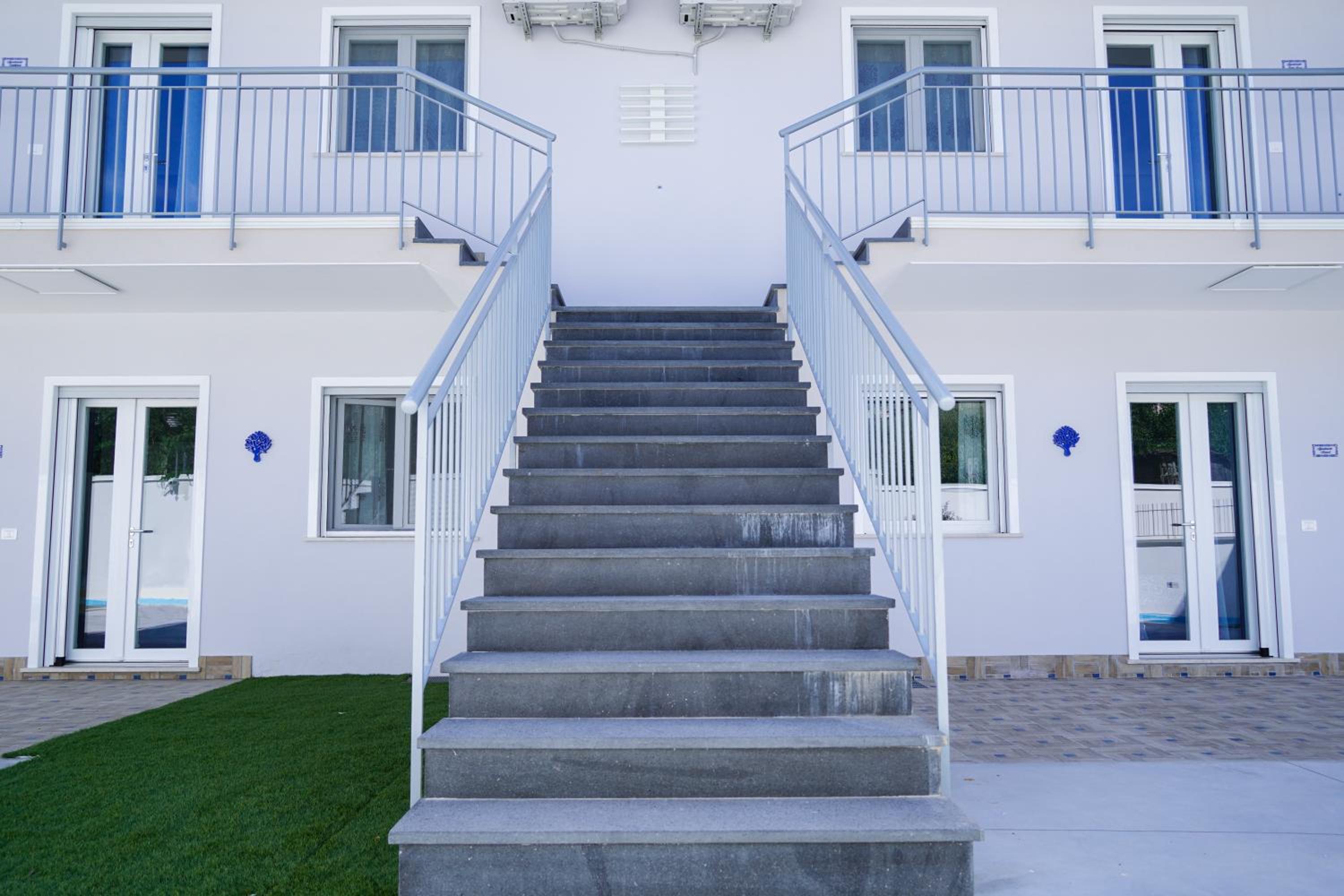 Vivi Cilento Apartments view 3