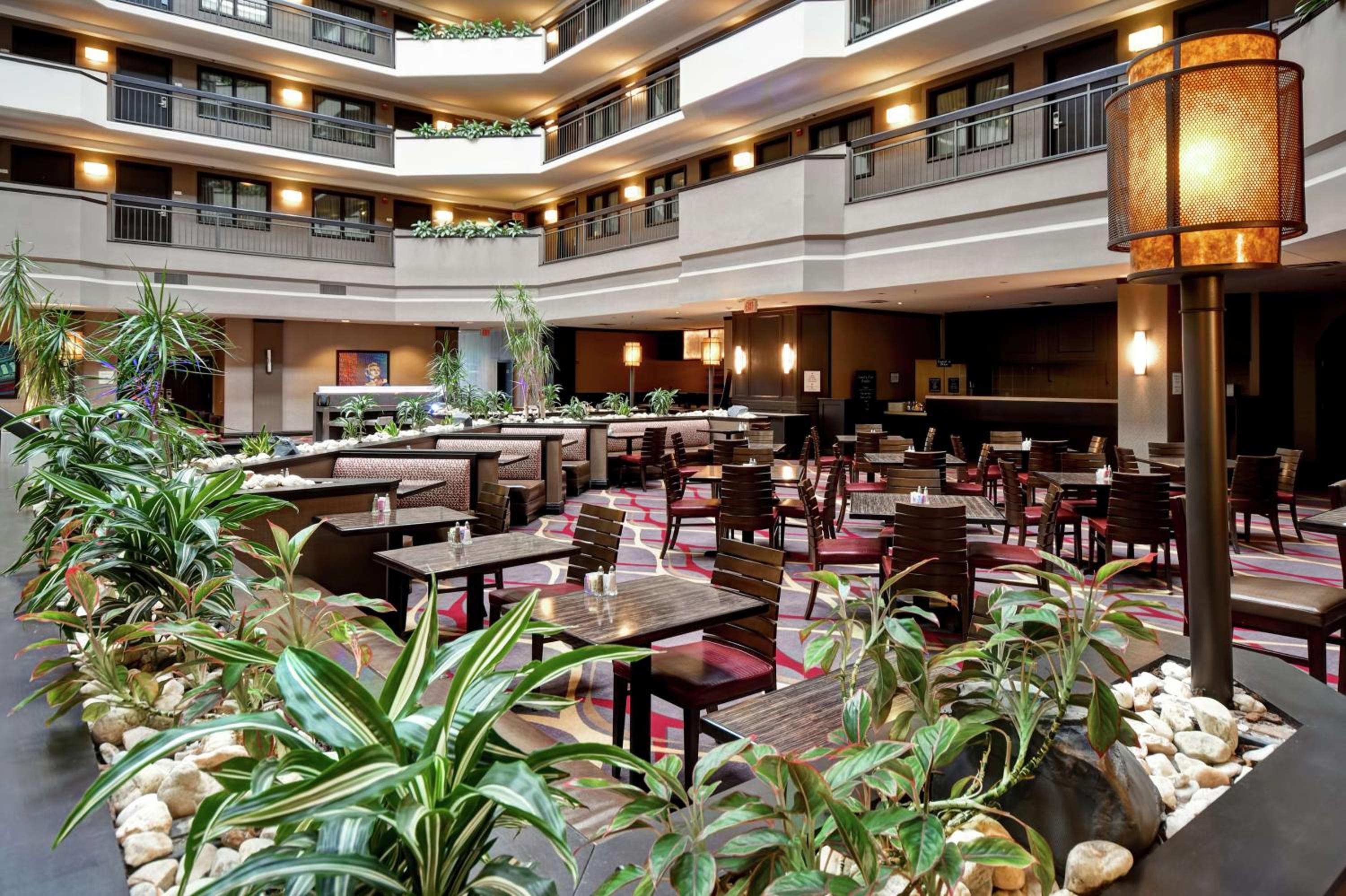 Embassy Suites by Hilton Dulles Airport - Property Image 16