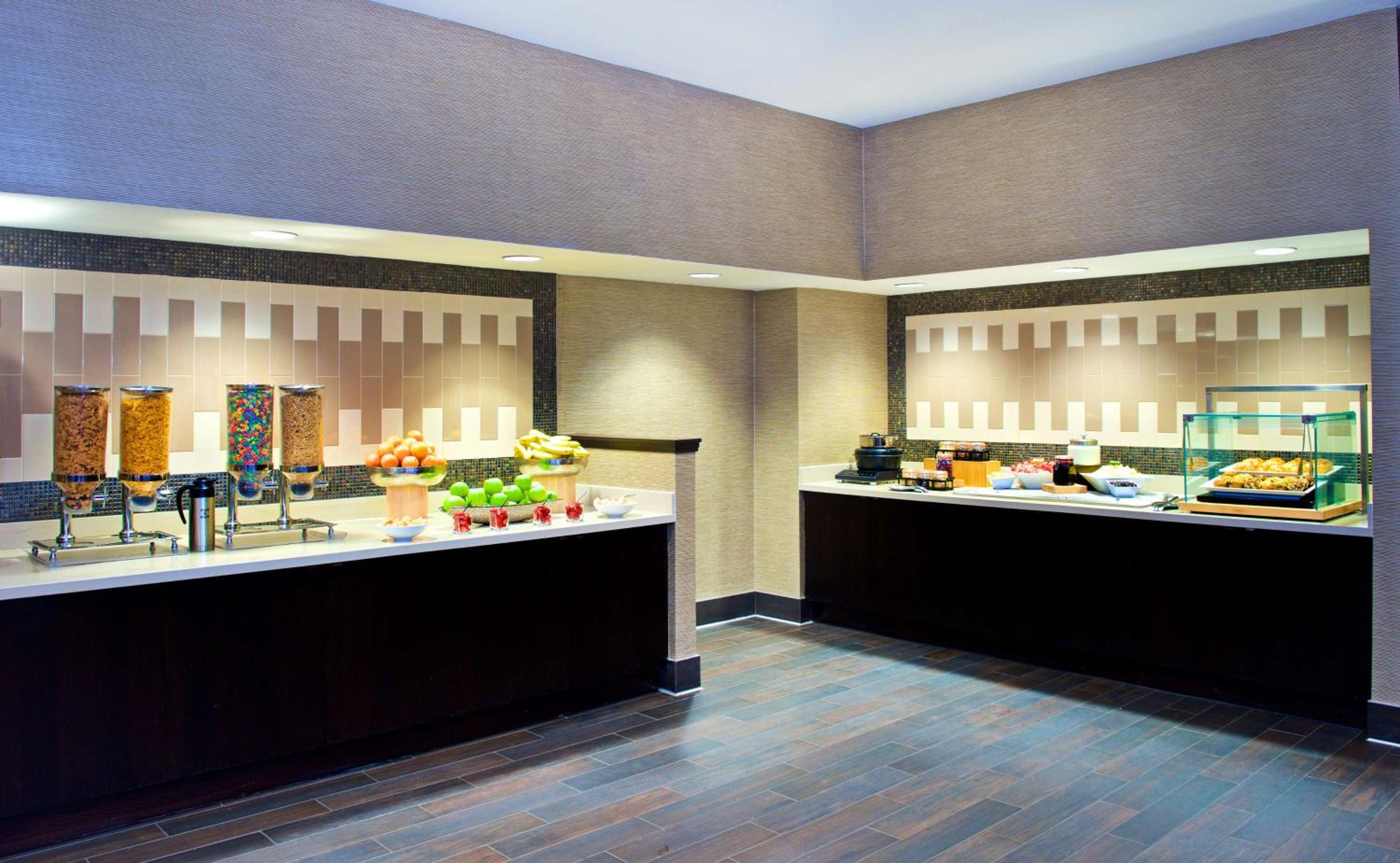 Embassy Suites by Hilton Dulles Airport - Property Image 18