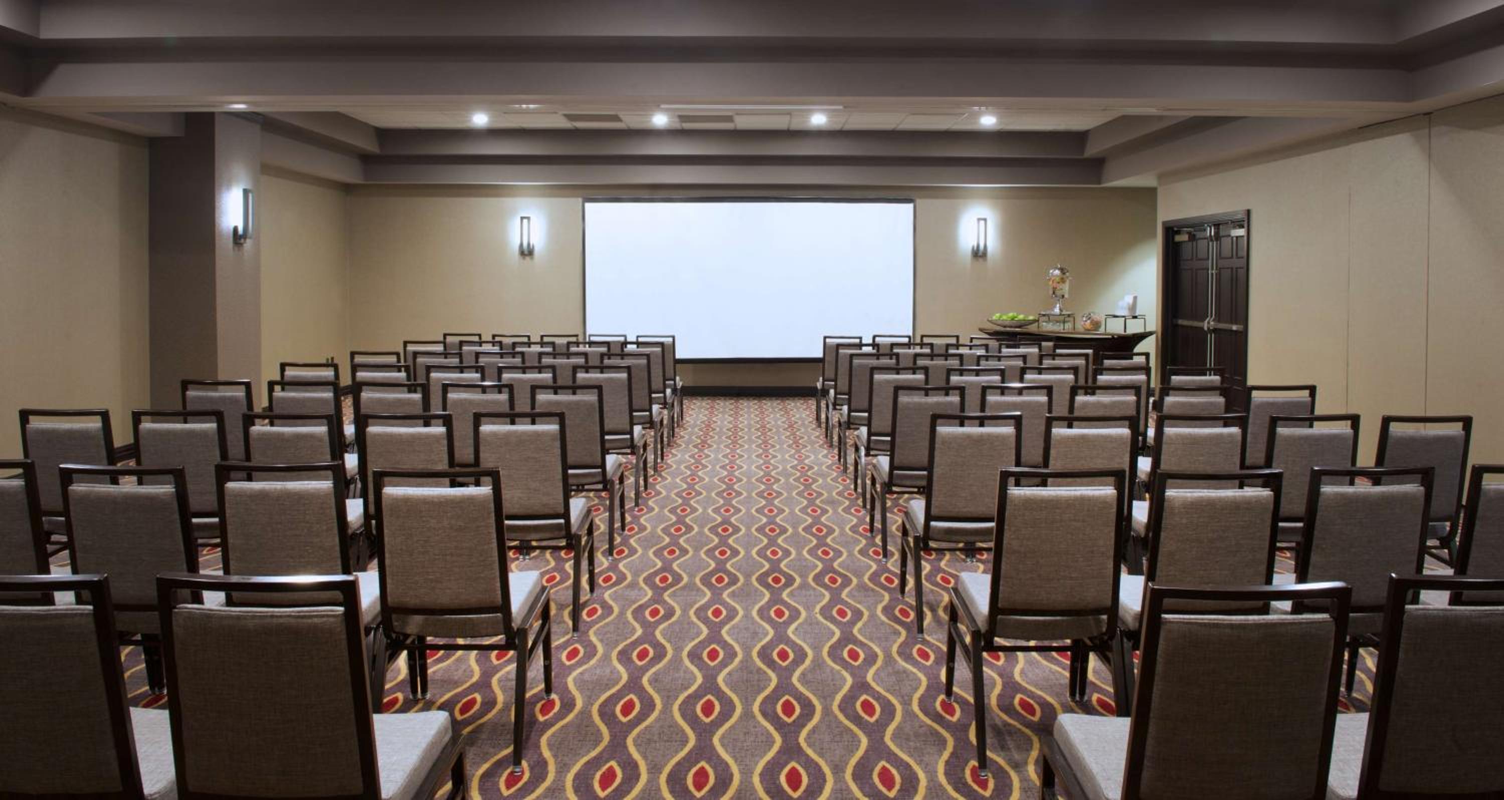 Embassy Suites by Hilton Dulles Airport - Property Image 37