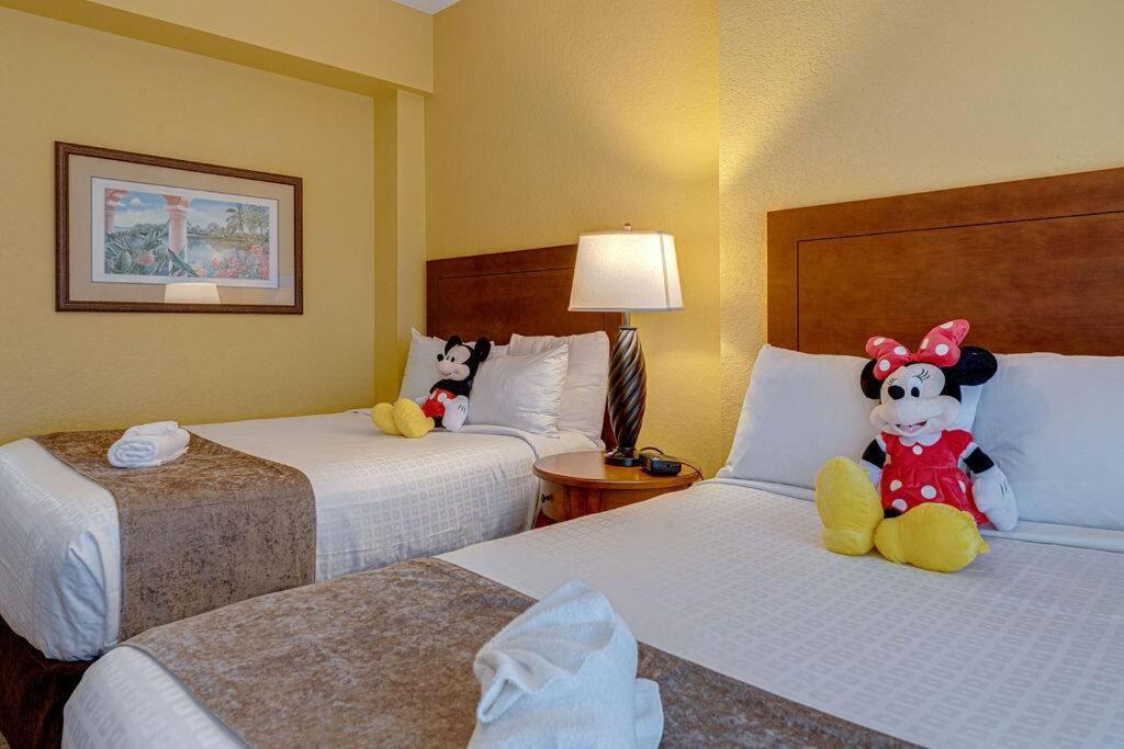 Elegant Condo Retreat Near Disney