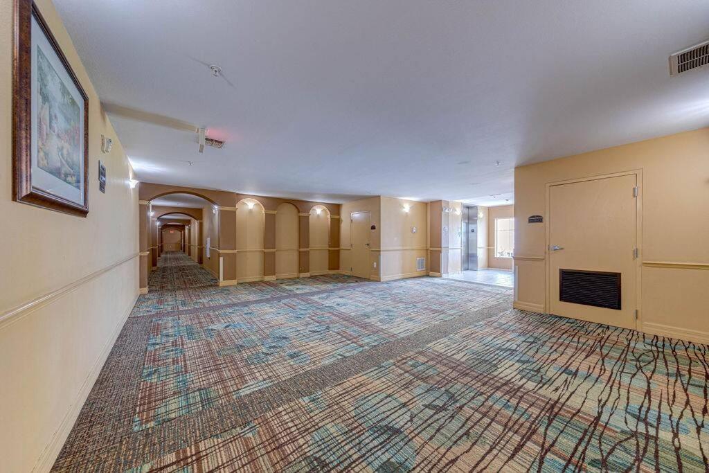 Elegant Condo Retreat Near Disney