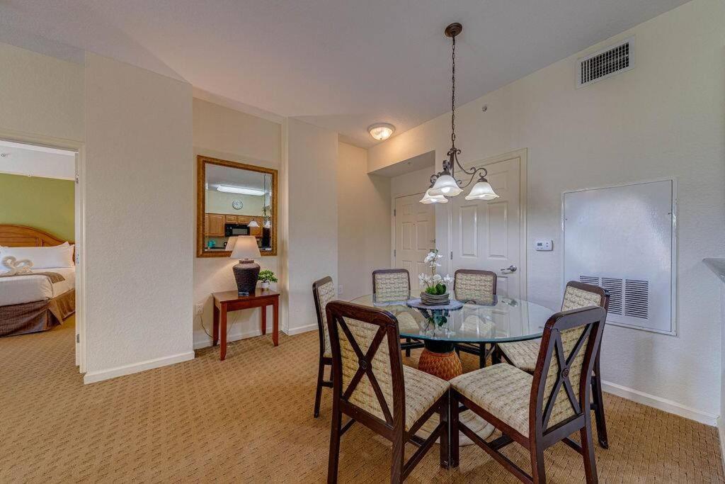 Elegant Condo Retreat Near Disney
