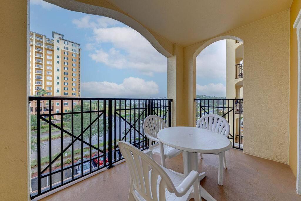 Elegant Condo Retreat Near Disney
