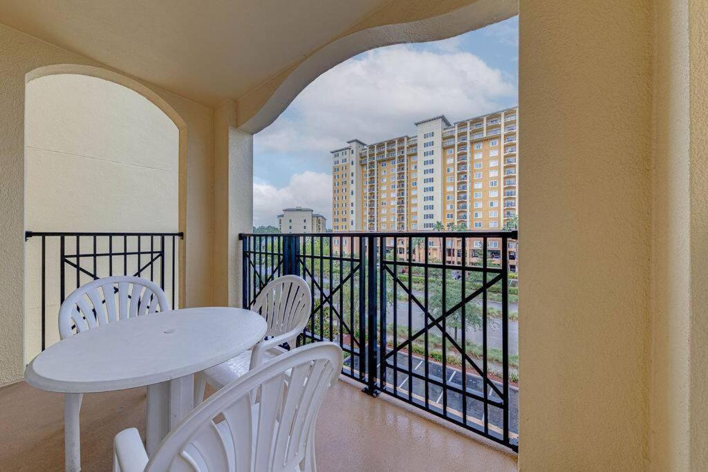 Elegant Condo Retreat Near Disney
