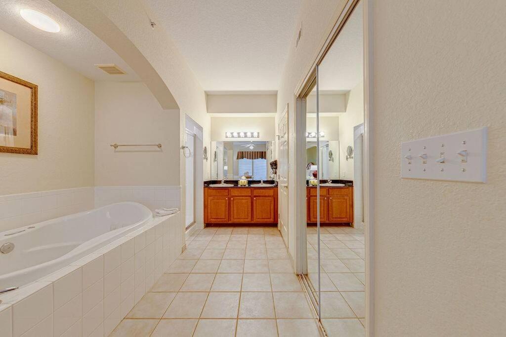 Elegant Condo Retreat Near Disney