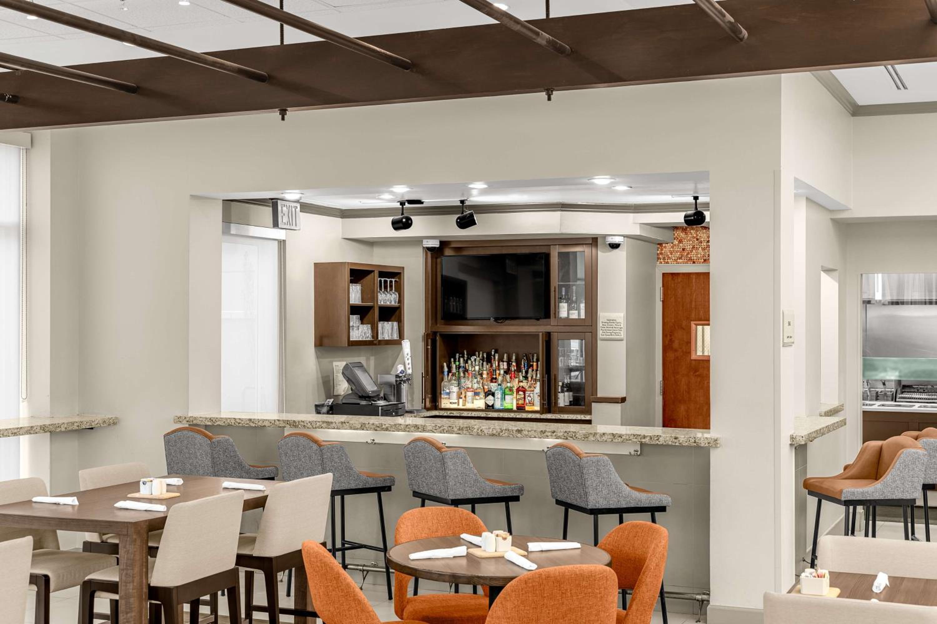 Hilton Garden Inn Raleigh Durham Airport - Property Image 23