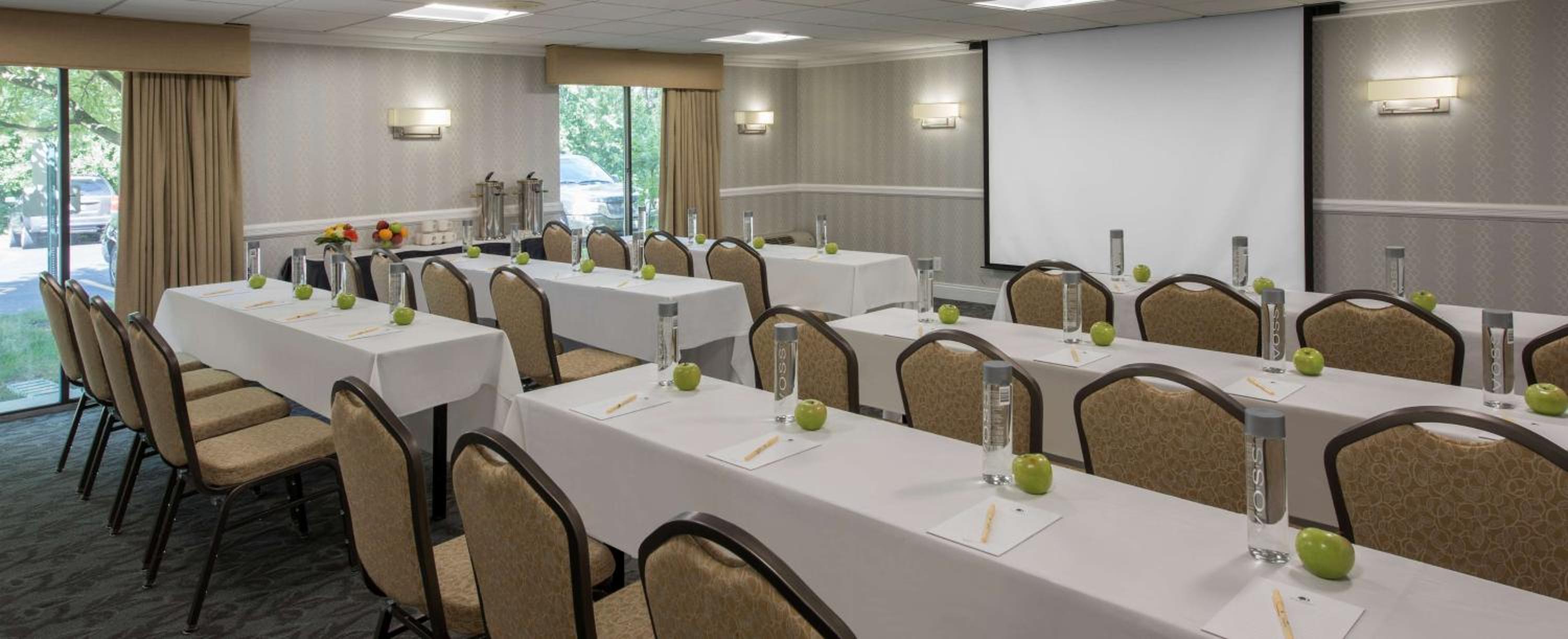 DoubleTree by Hilton Hotel Chicago Wood Dale - Elk Grove - Property Image 9