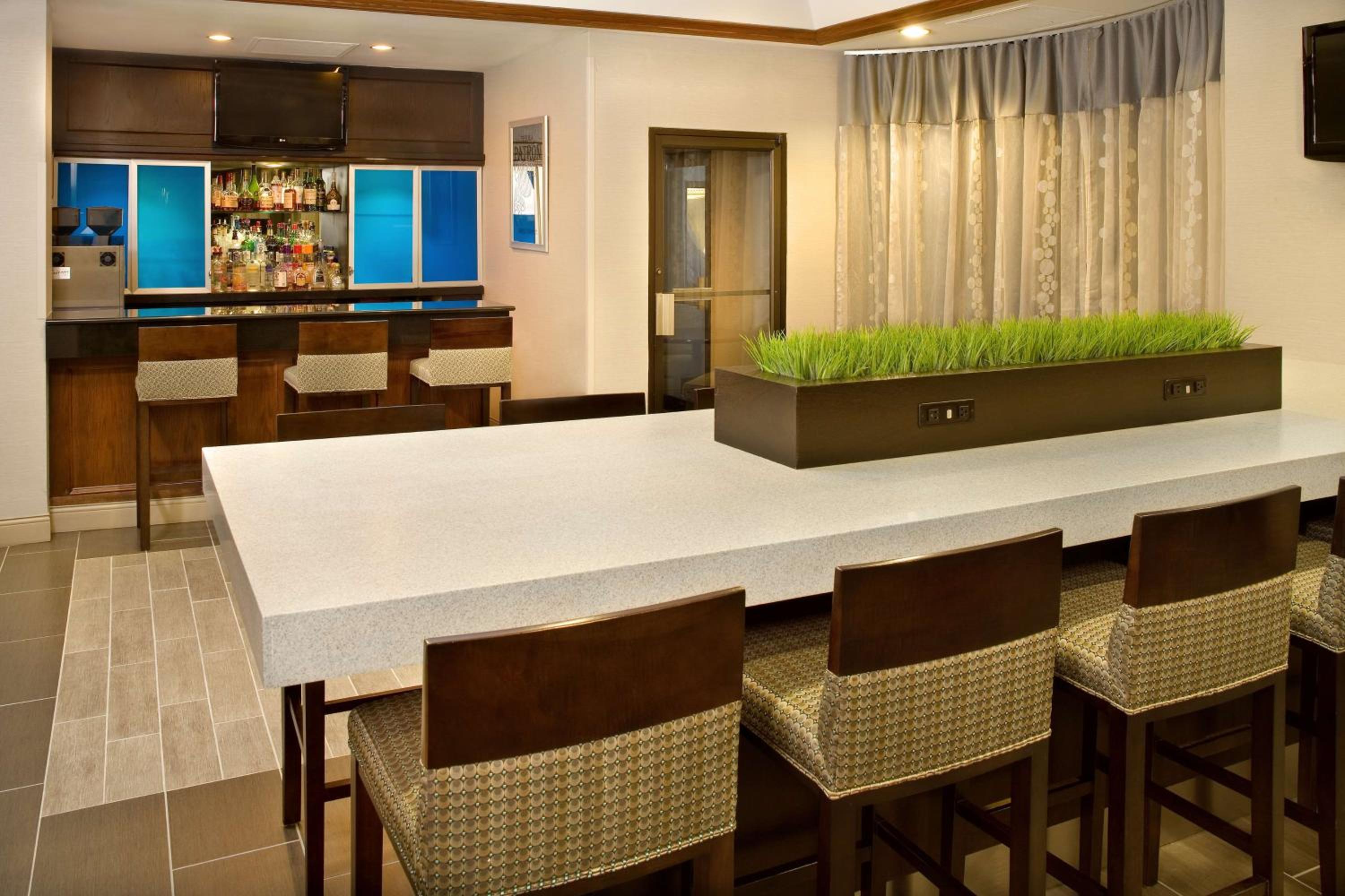 DoubleTree by Hilton Hotel Chicago Wood Dale - Elk Grove - Property Image 12