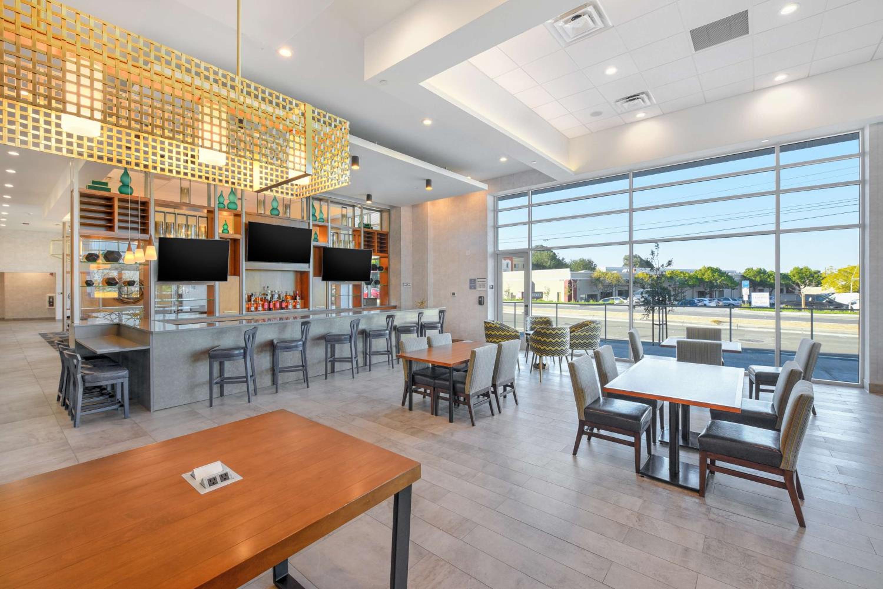 Hilton Garden Inn Fremont Milpitas - Property Image 4