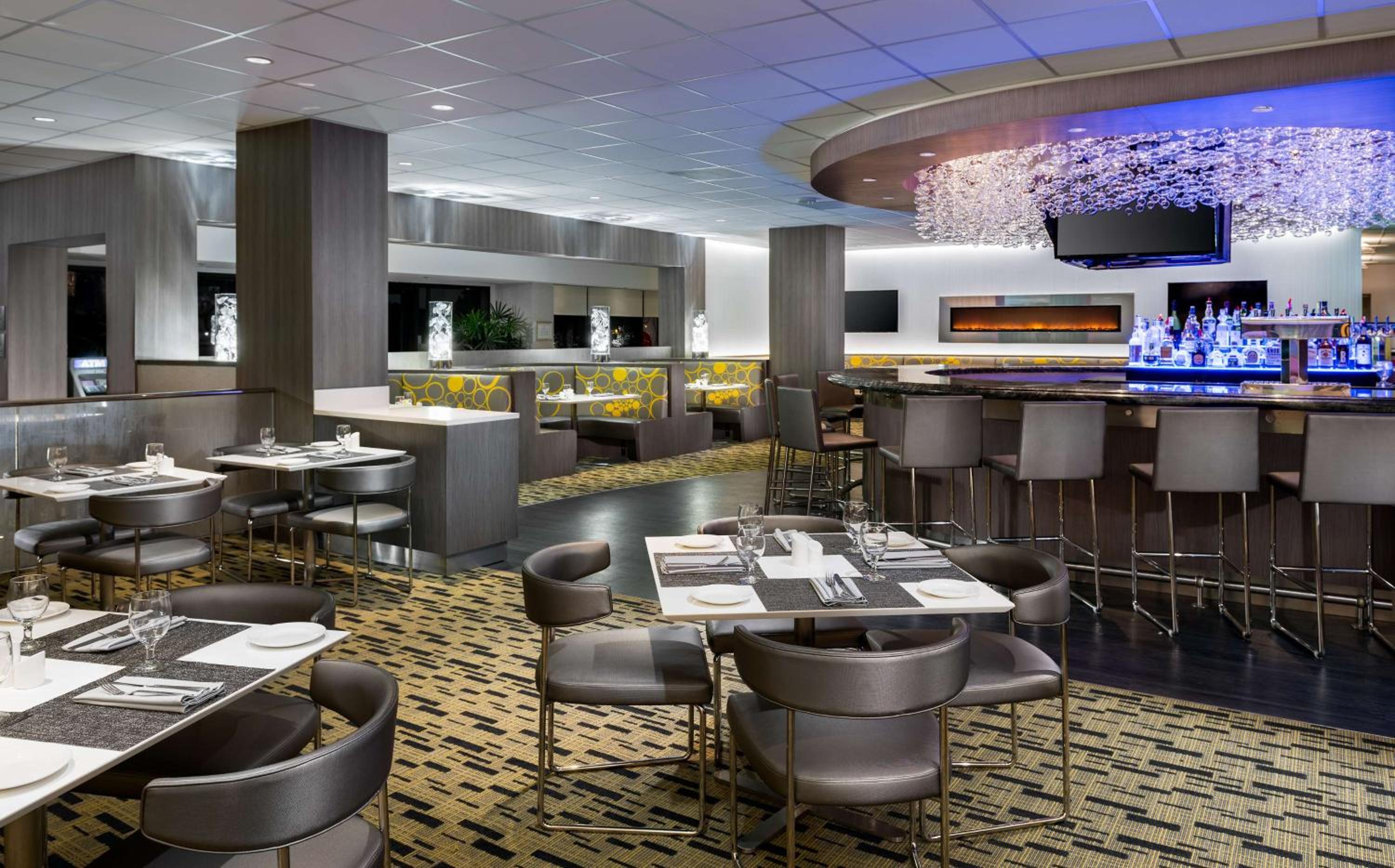 San Francisco Vacations - Hilton San Francisco Airport Bayfront - No Resort Fee - Property Image 5