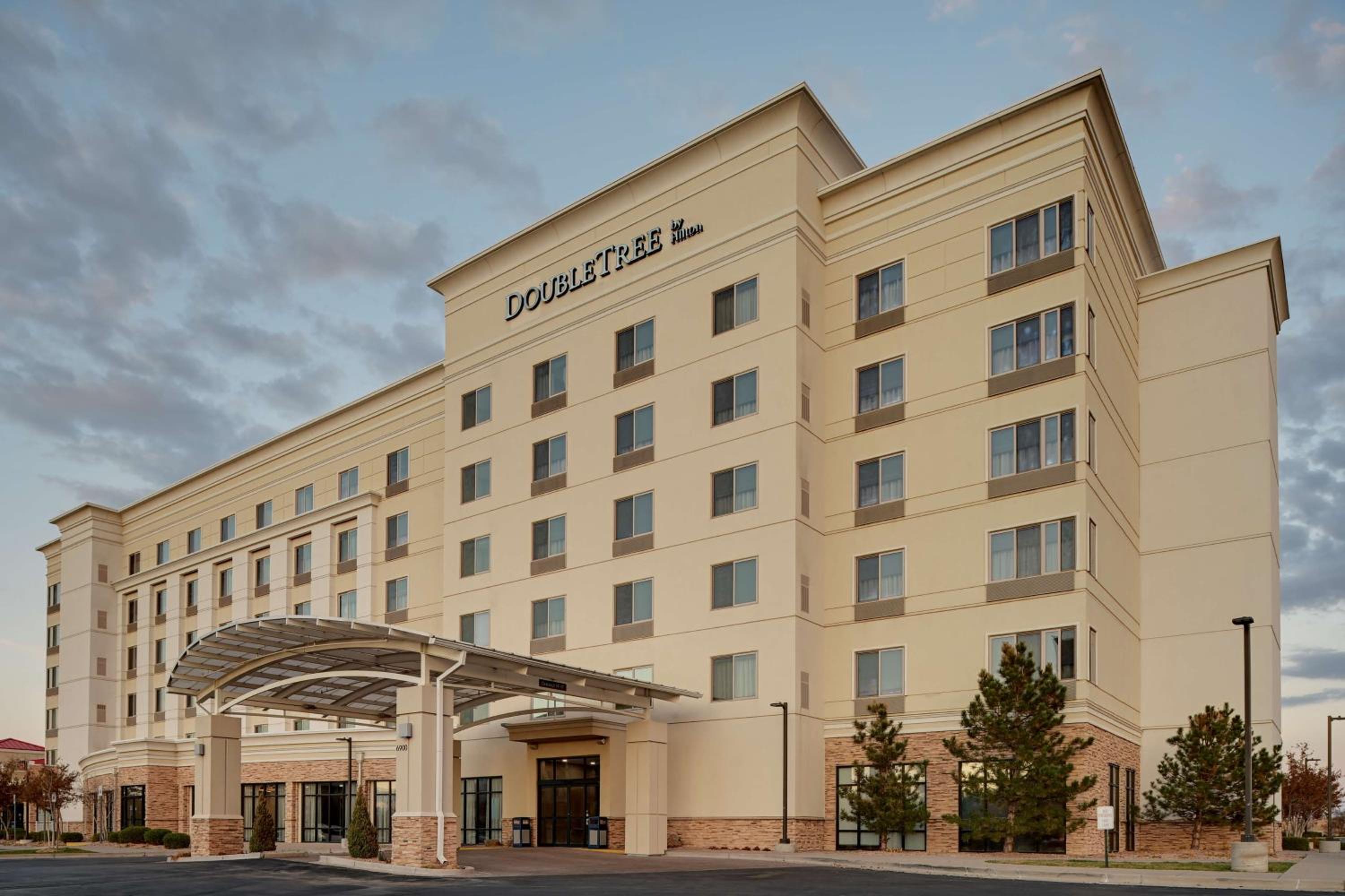 Hotel DoubleTree by Hilton Denver International Airport