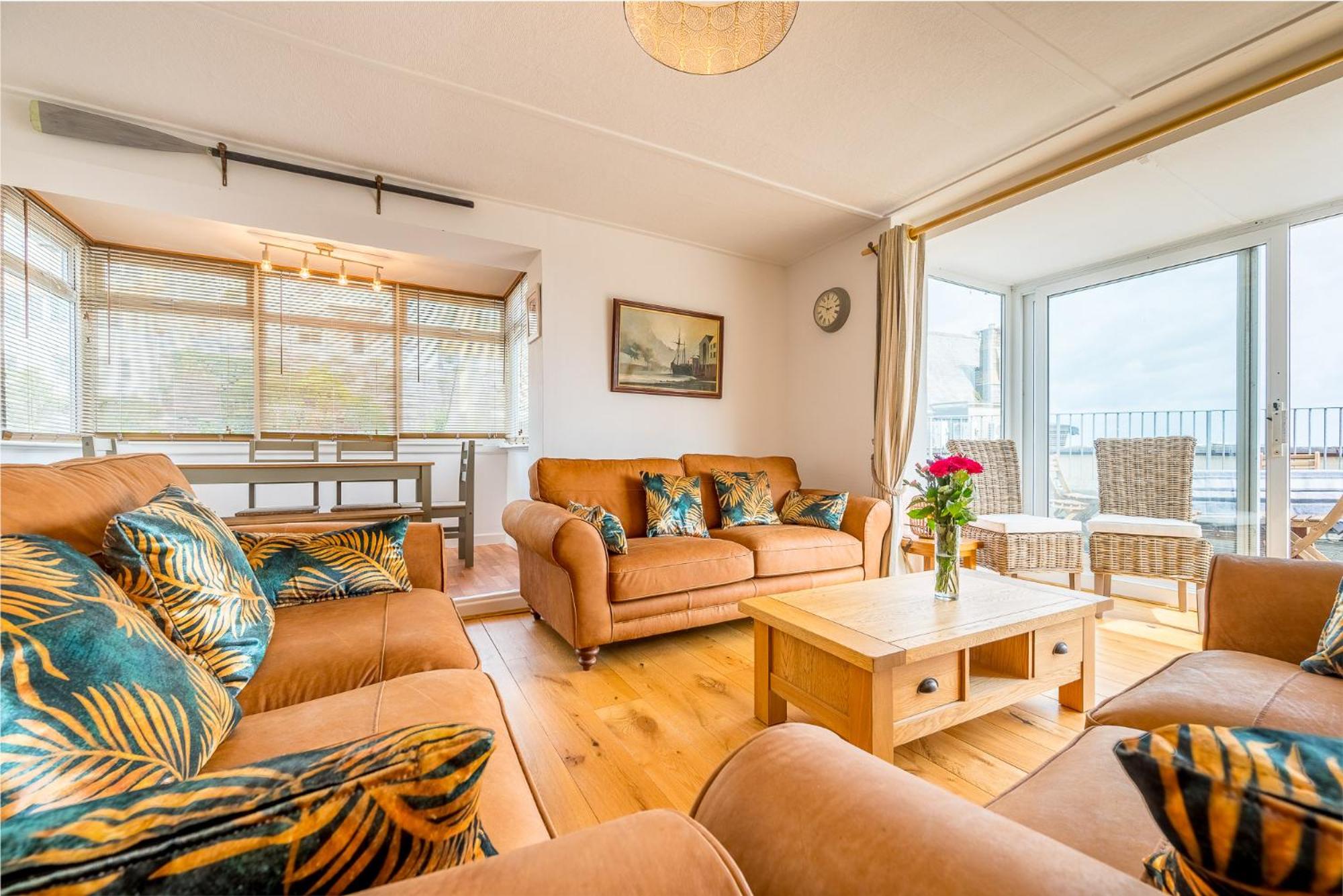 Looe Vacations - The Decker Apartment - Property Image 25