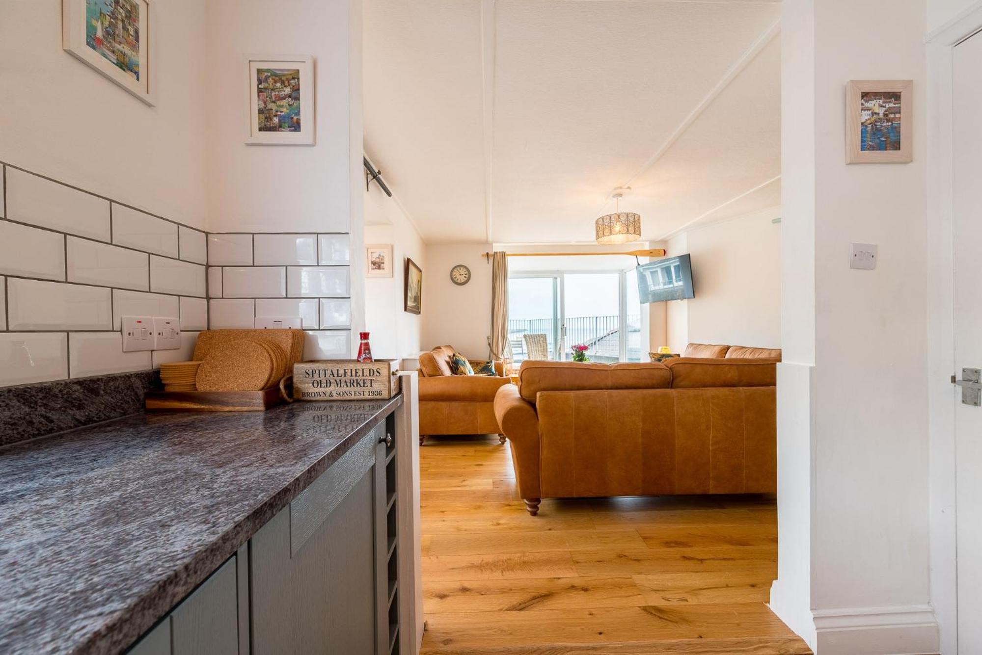 Looe Vacations - The Decker Apartment - Property Image 38