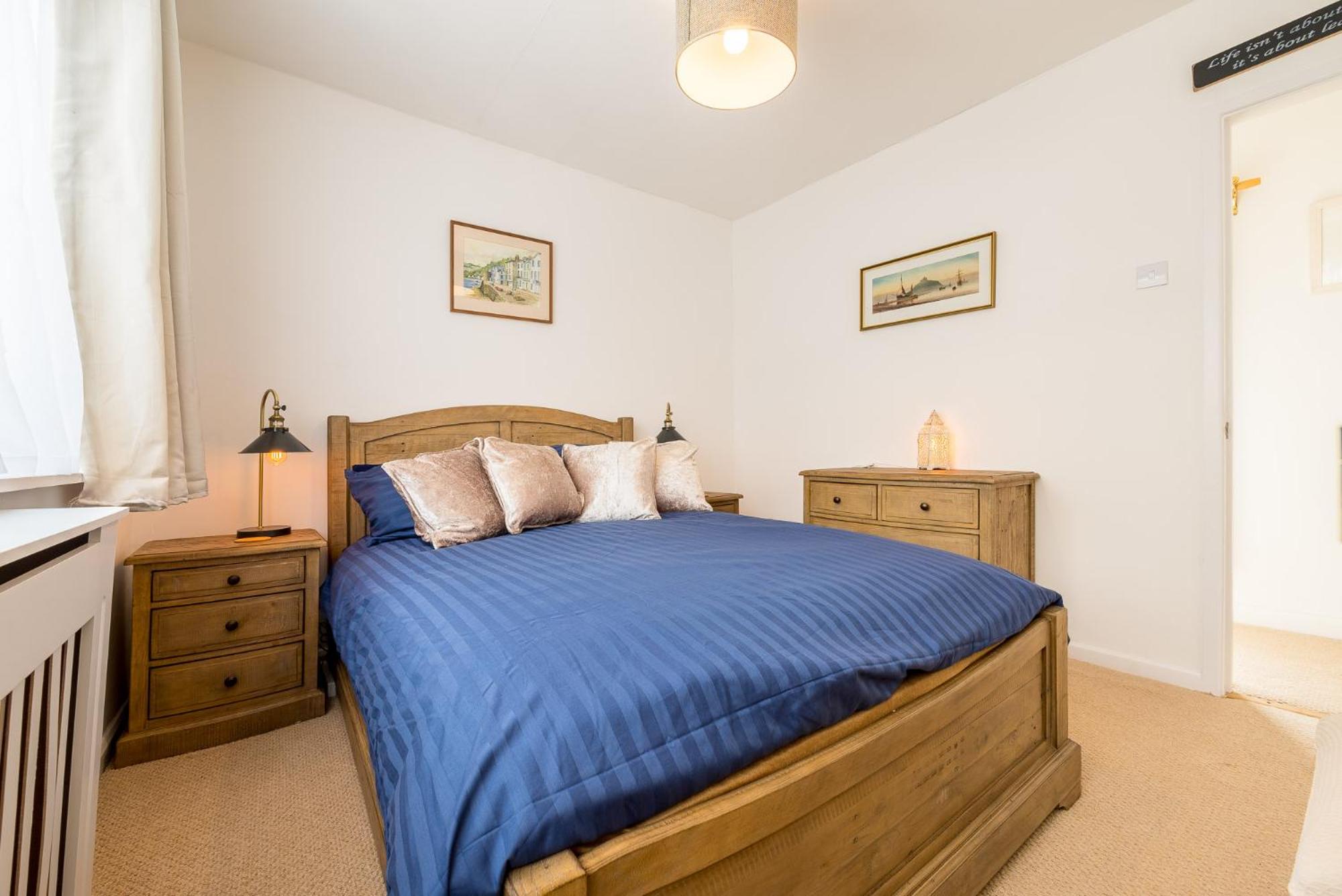 Looe Vacations - The Decker Apartment - Property Image 10