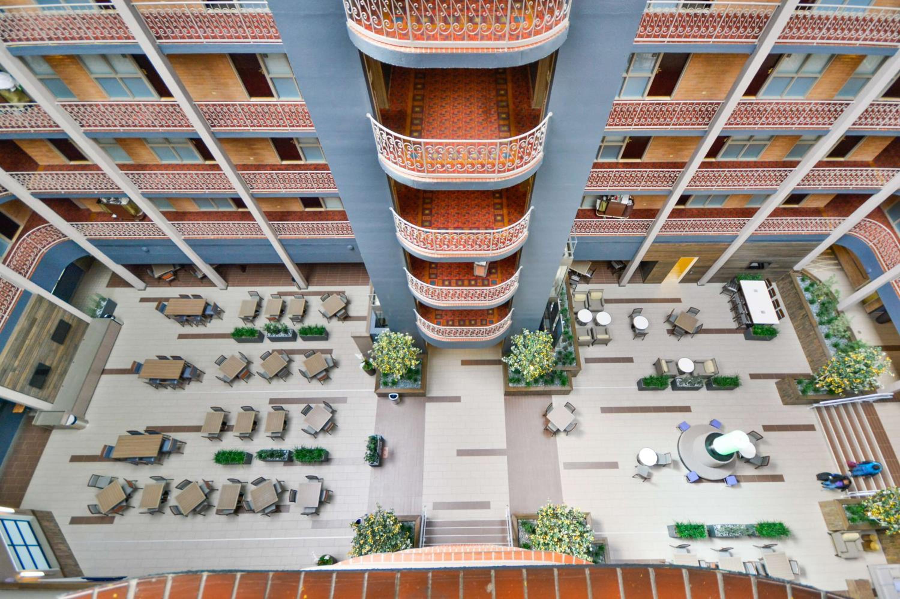 Hotel Embassy Suites by Hilton Denver Central Park