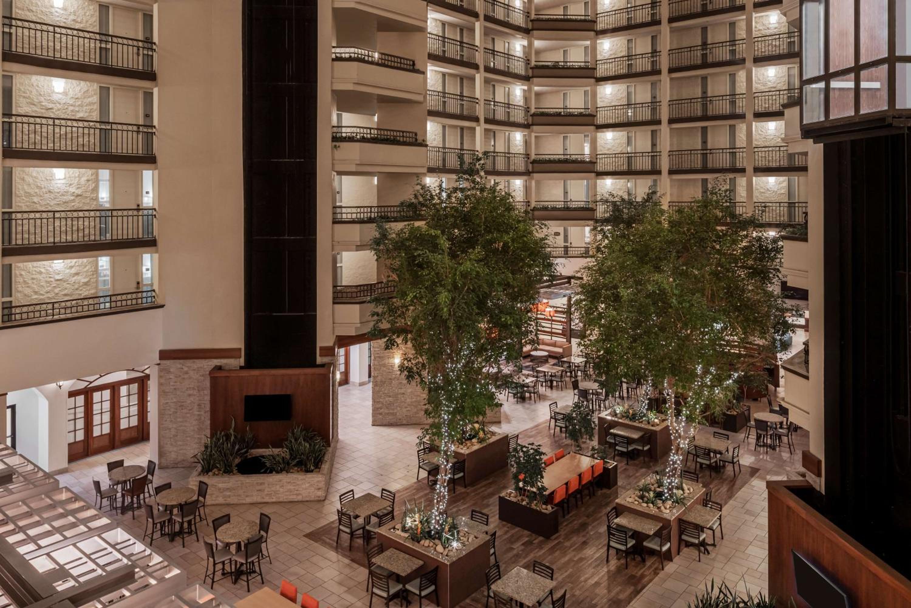 Embassy Suites by Hilton Nashville Airport - Property Image 8