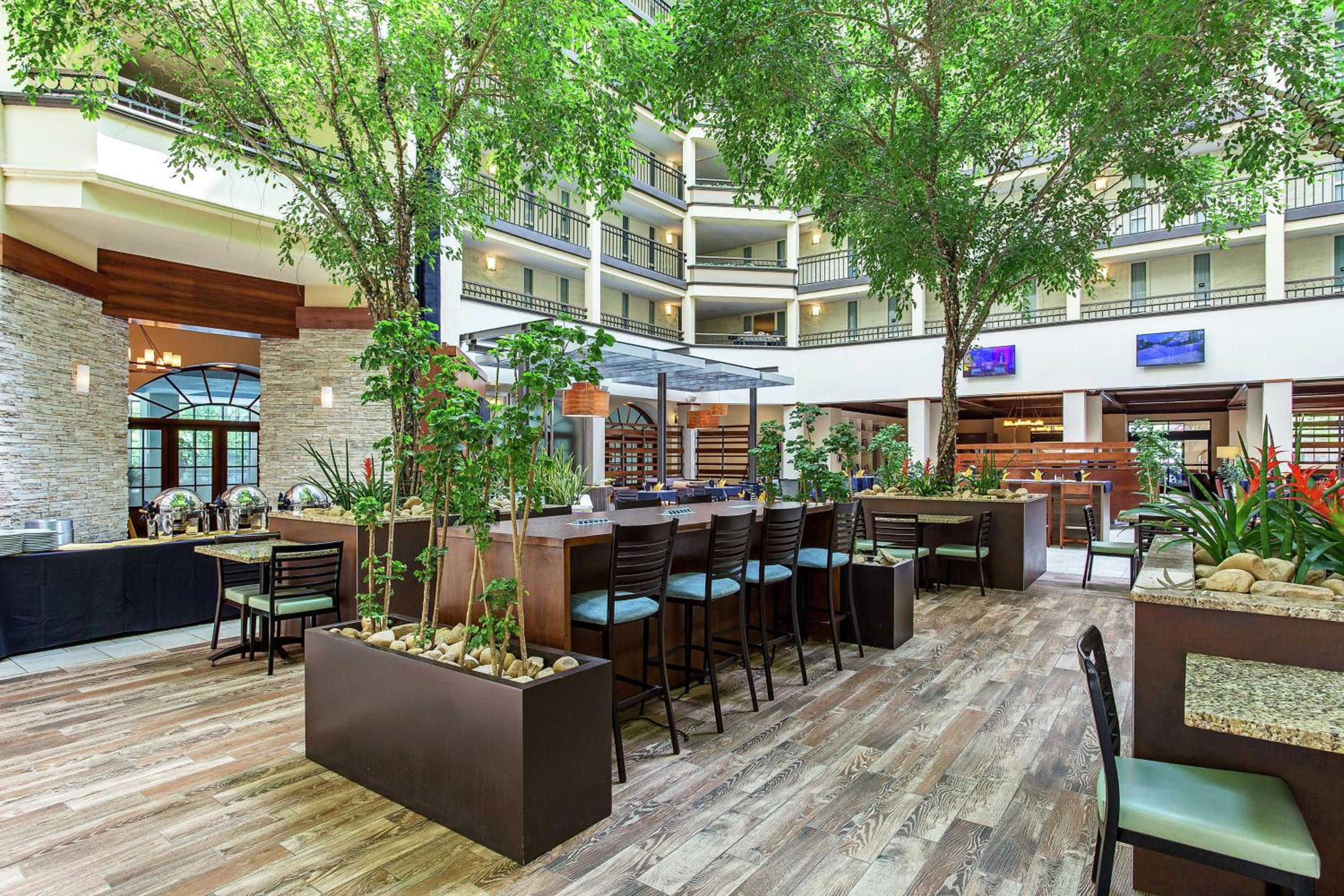 Embassy Suites by Hilton Nashville Airport - Property Image 12