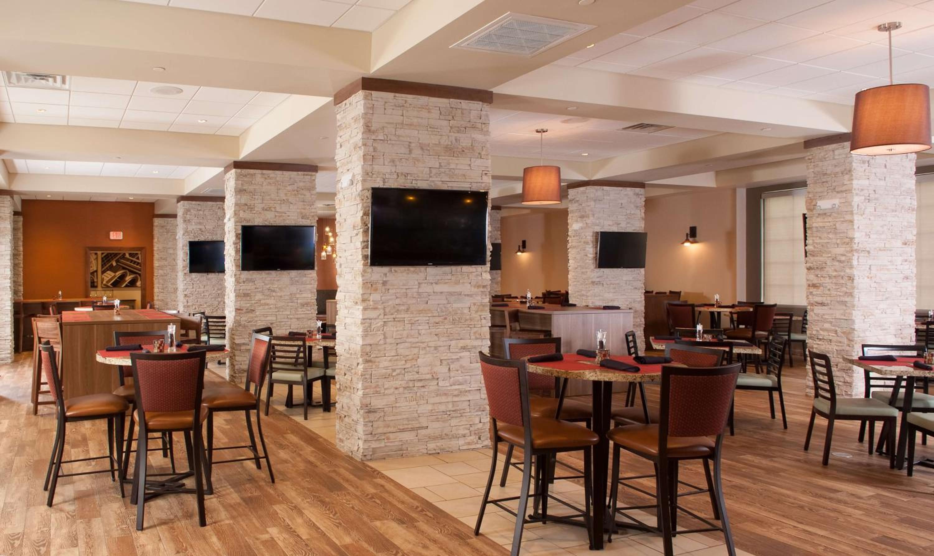Embassy Suites by Hilton Nashville Airport - Property Image 40