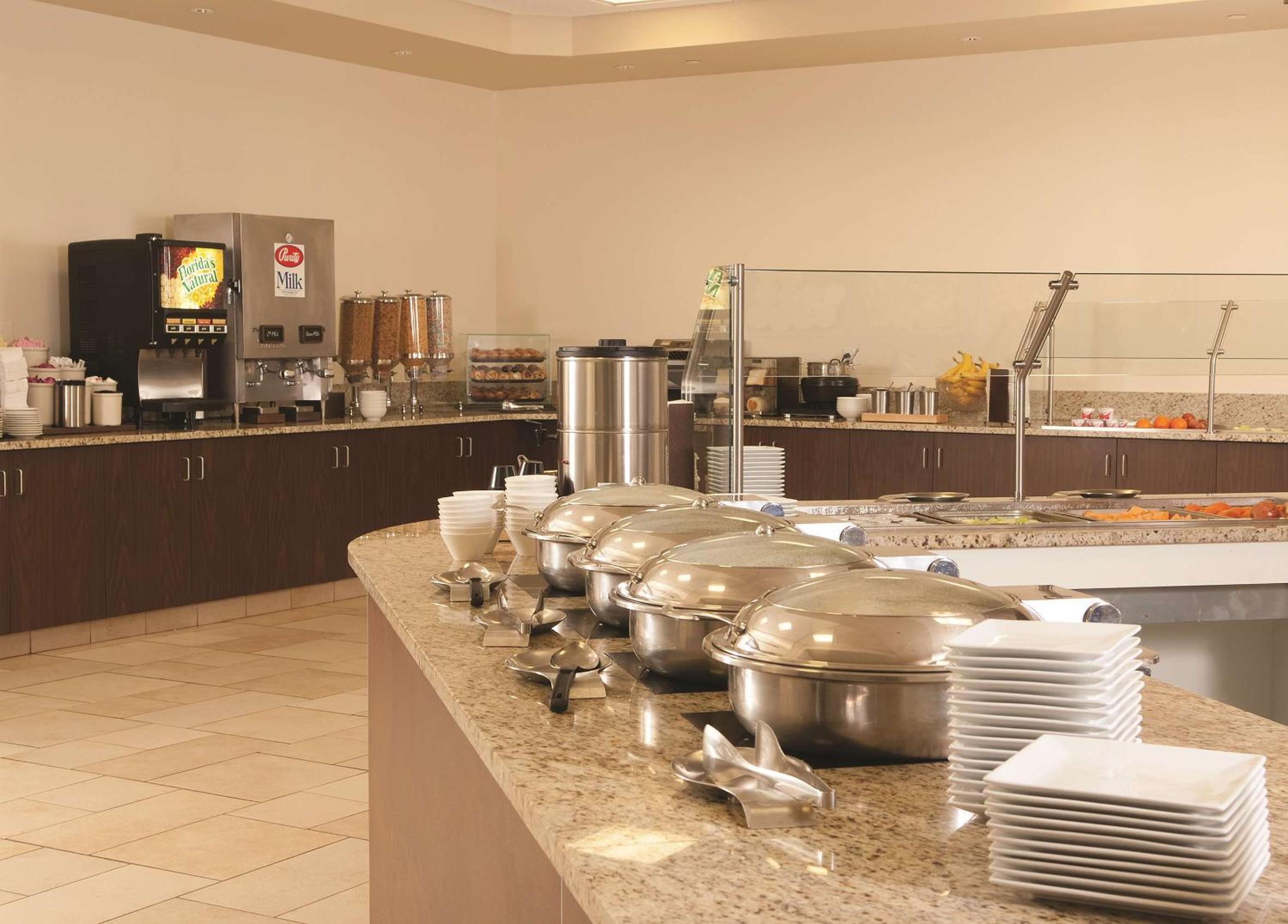 Embassy Suites by Hilton Nashville Airport - Property Image 44