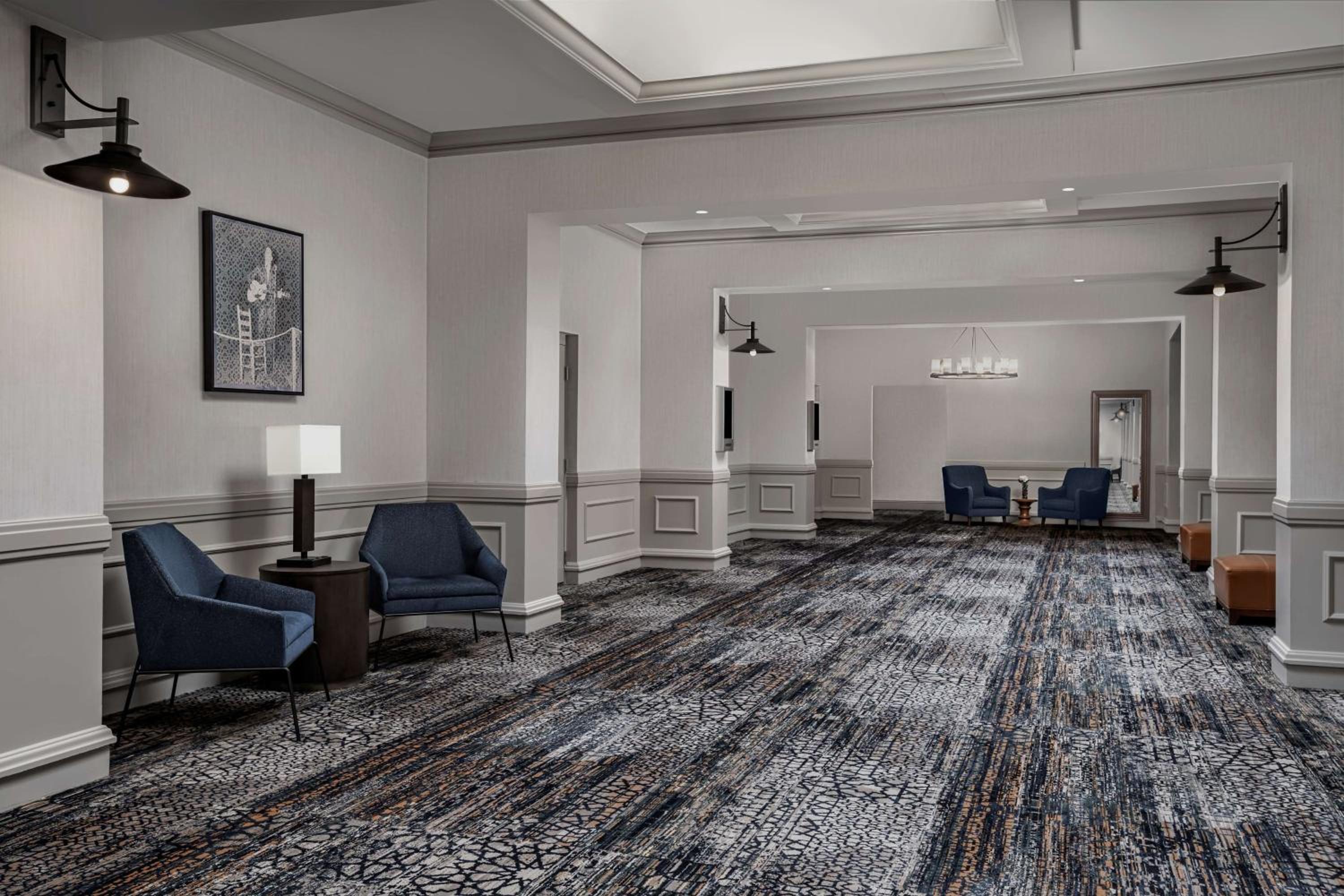 Embassy Suites by Hilton Nashville Airport - Property Image 17