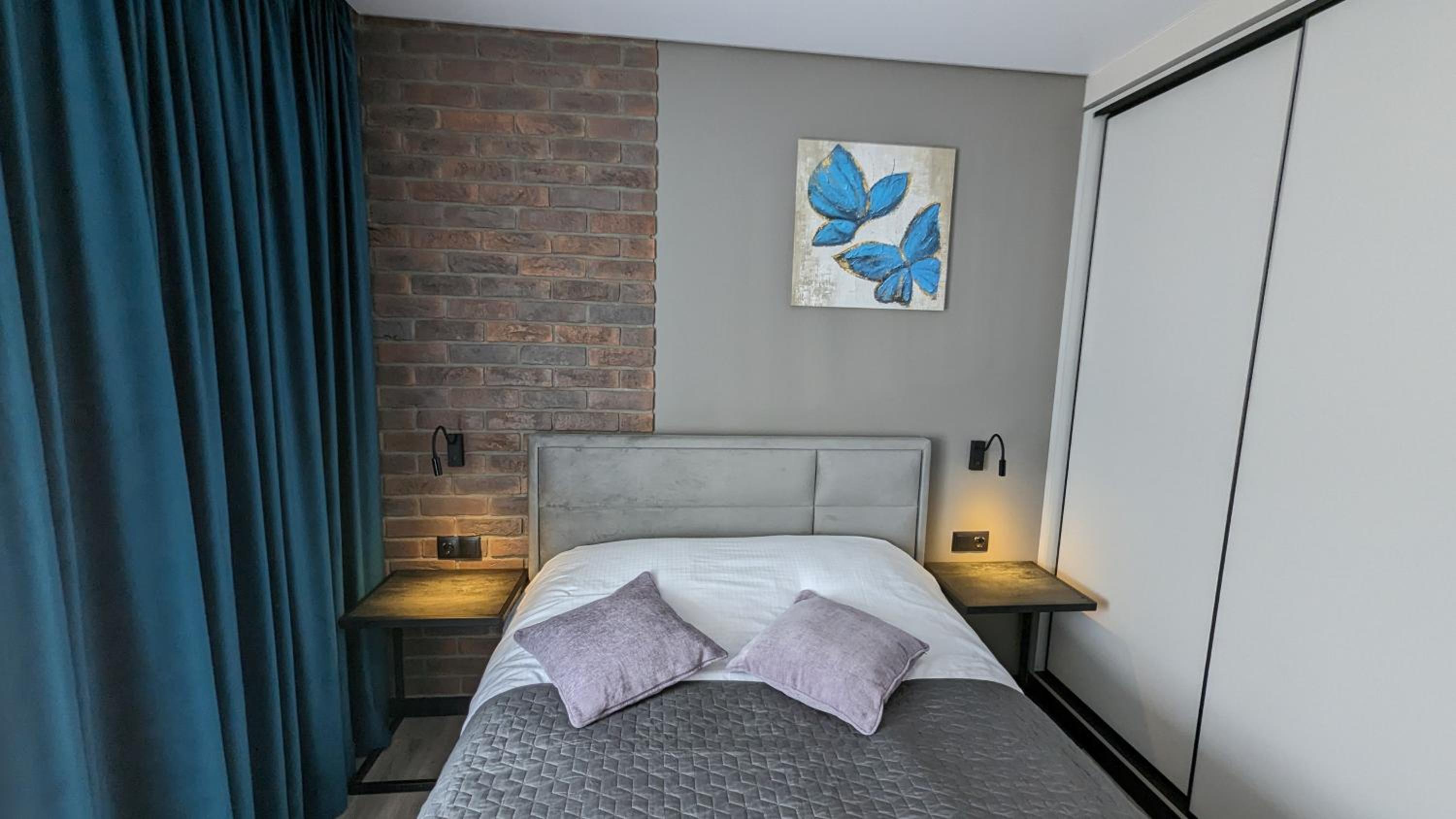 AVENUE APARTMENTS