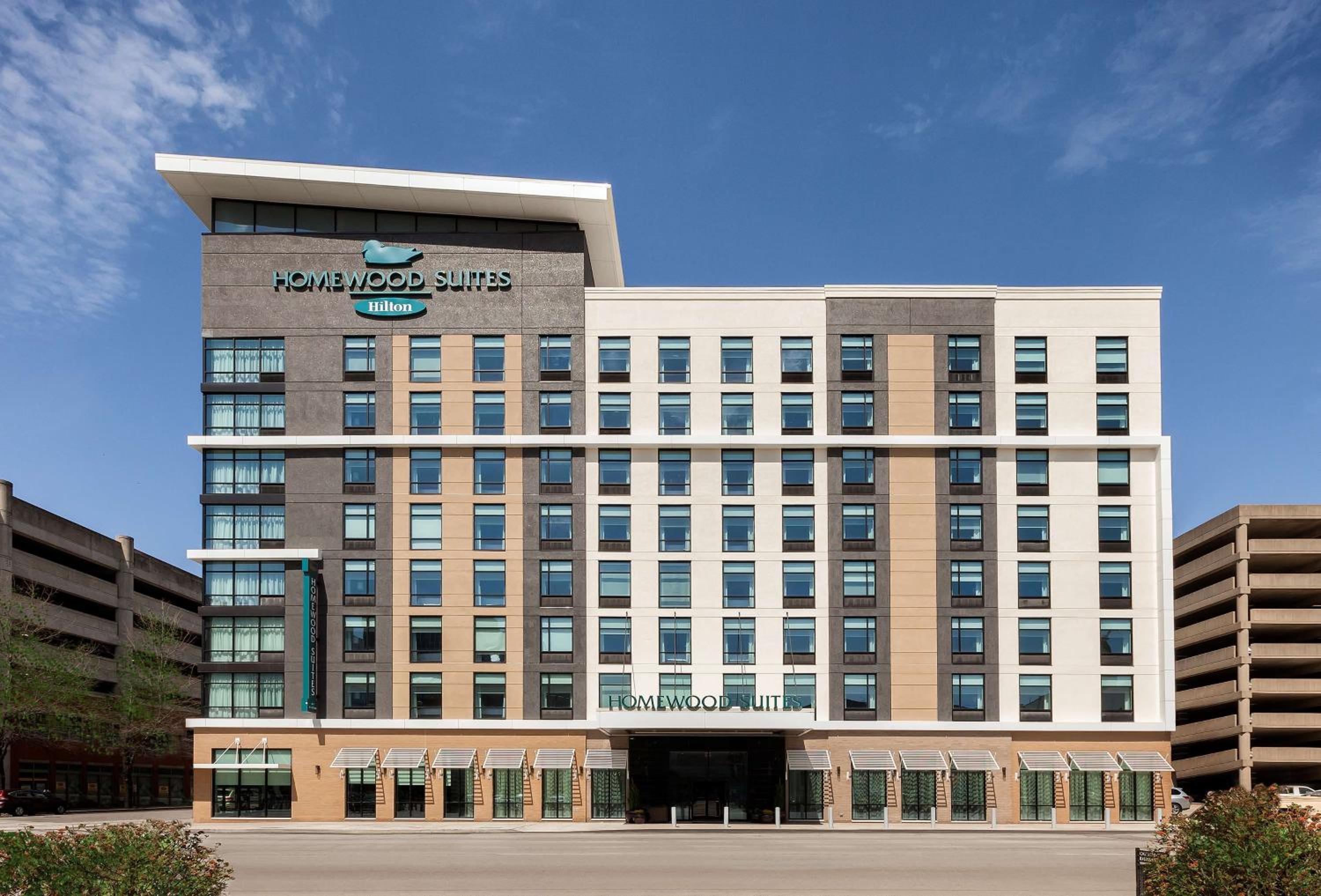 Hotel Homewood Suites By Hilton Louisville Downtown - Image 1