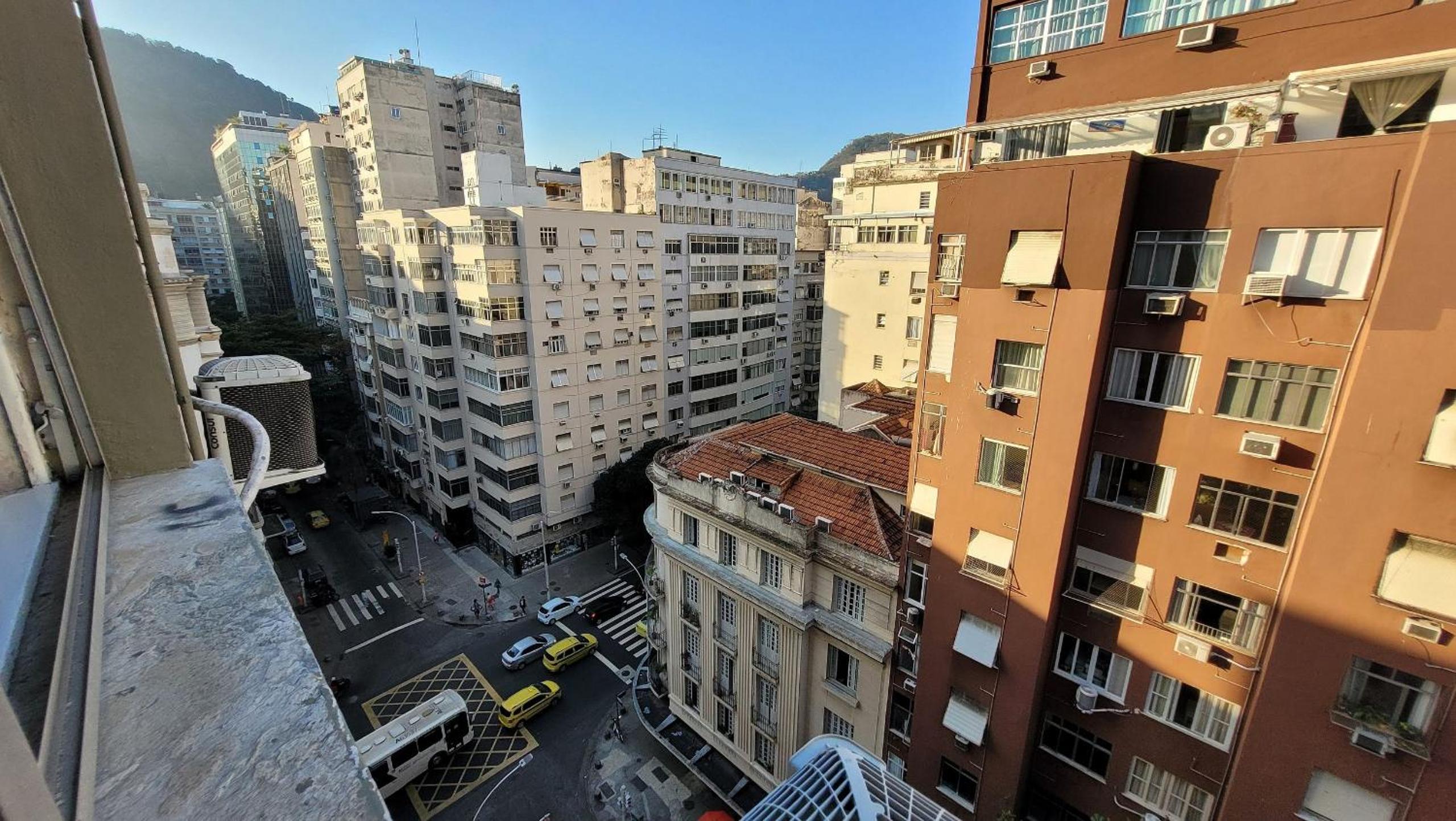 Apartamento 1 quadra da praia C124