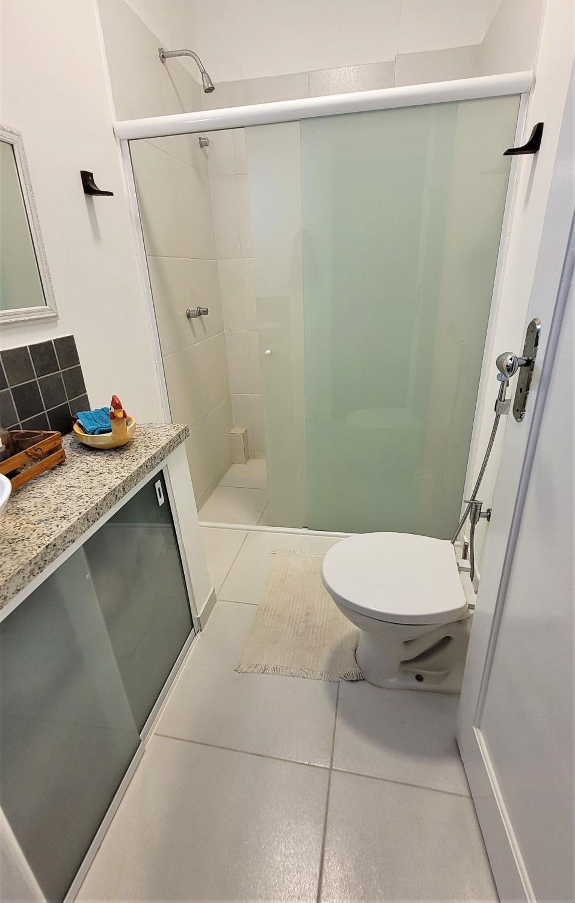 Apartamento 1 quadra da praia C124