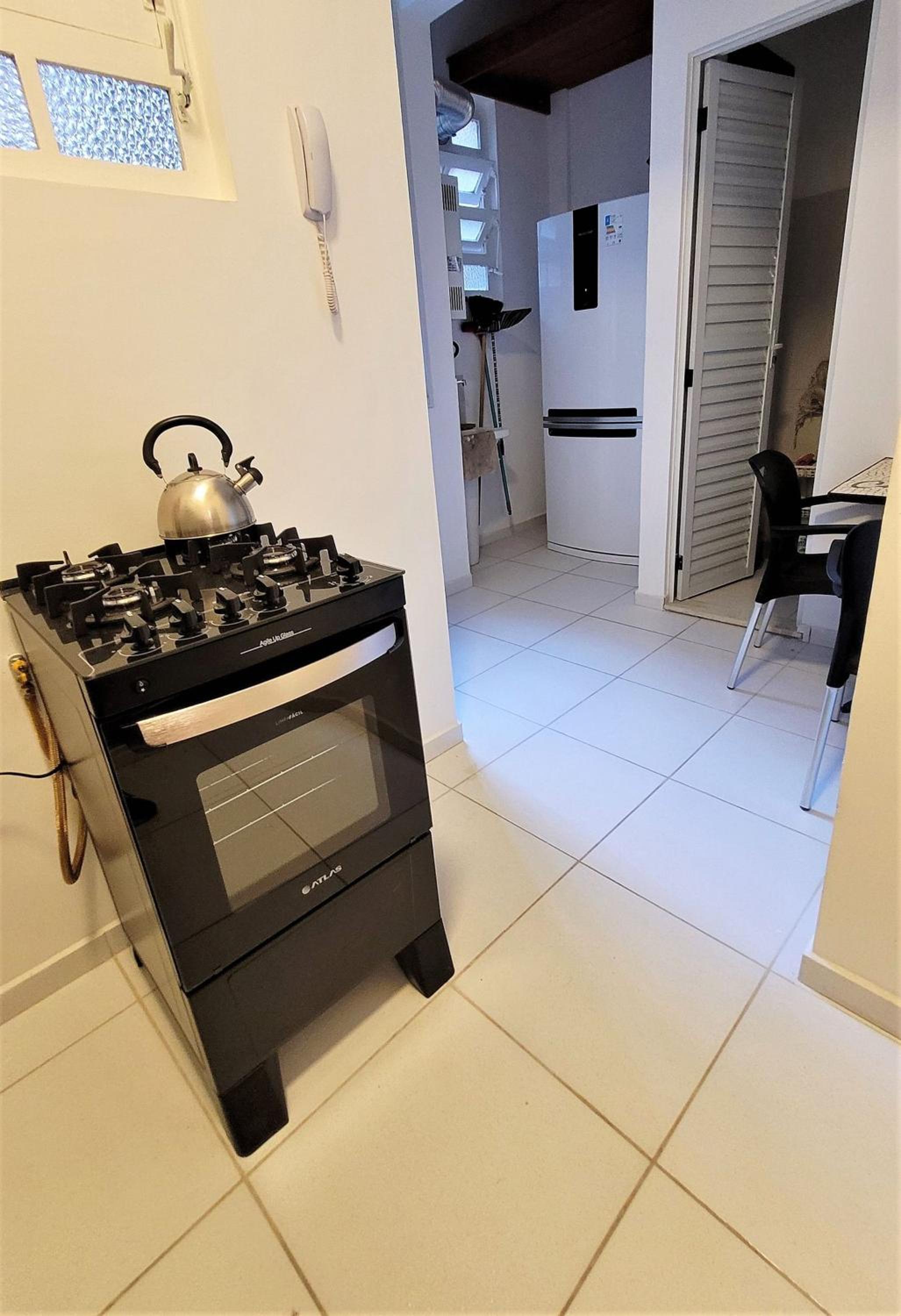Apartamento 1 quadra da praia C124