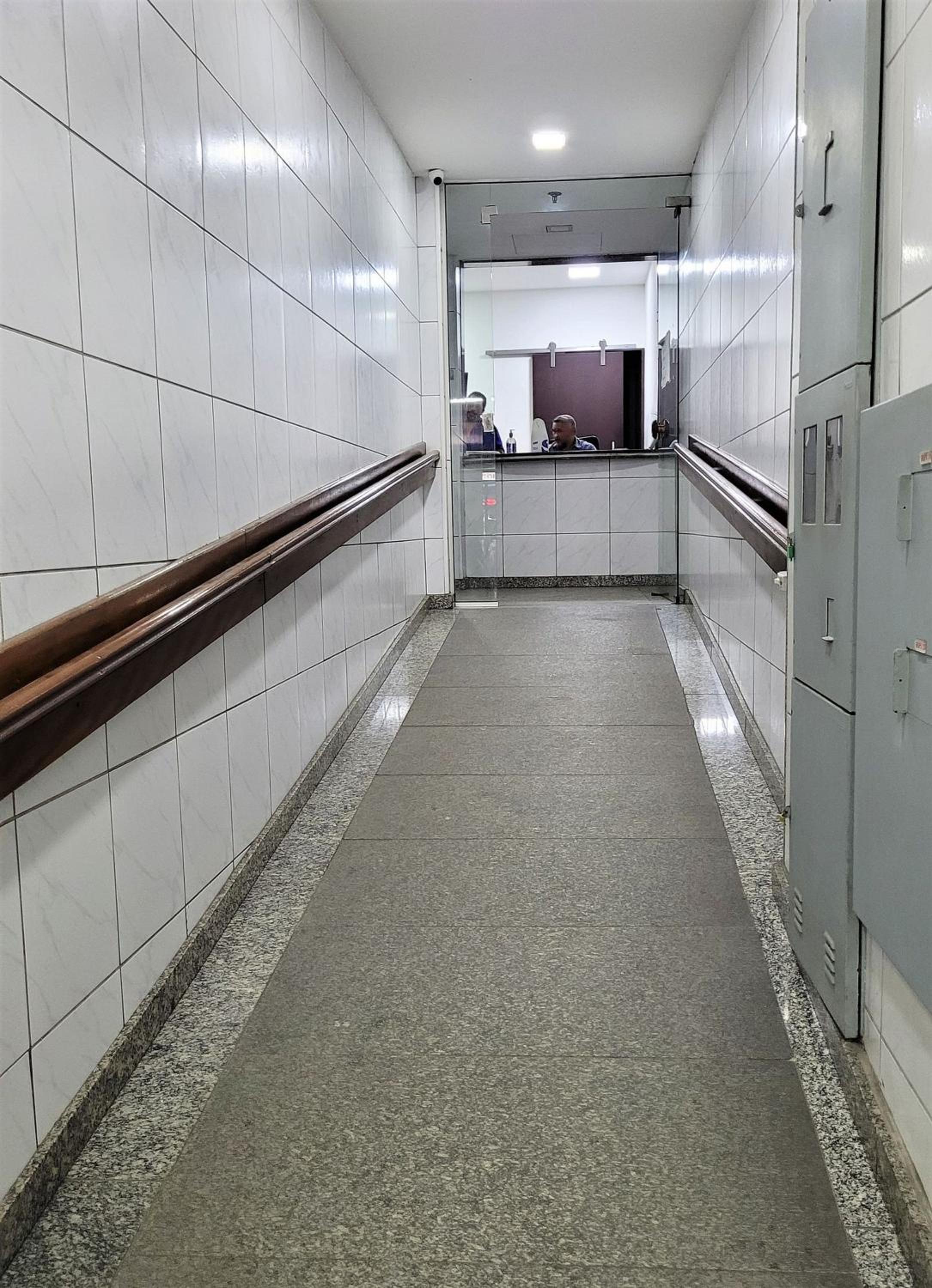 Apartamento 1 quadra da praia C124