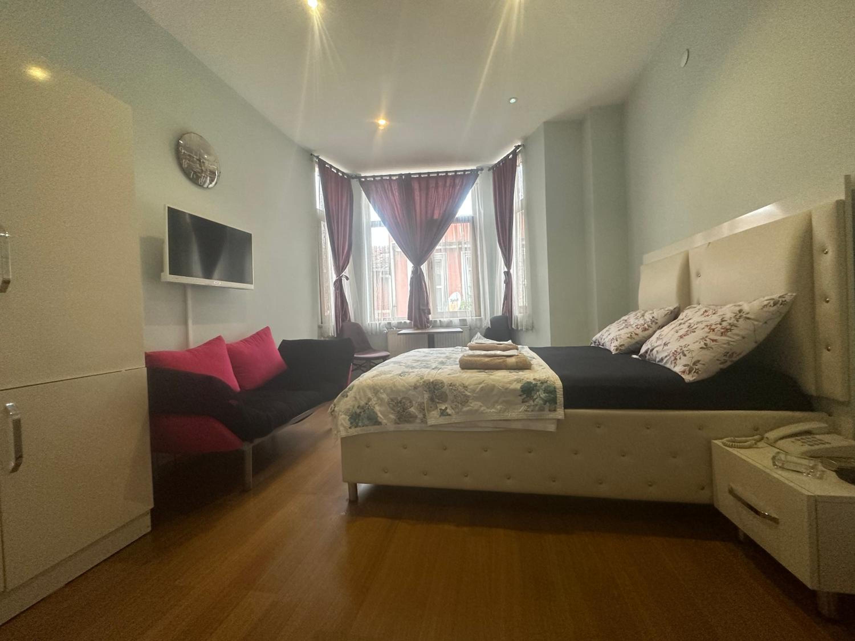 MYMOON Residence - Image 12