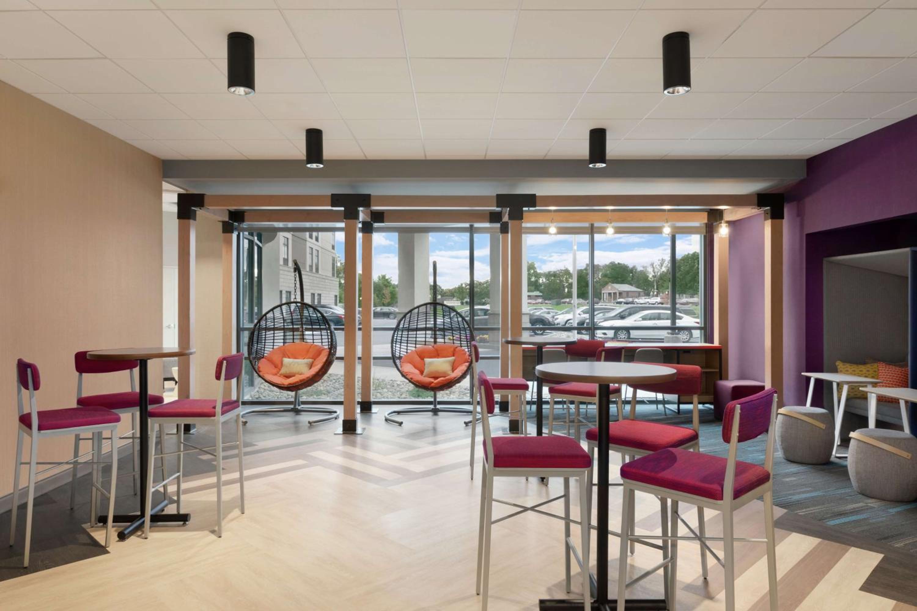 Albany Vacations - Tru by Hilton Albany Crossgates Mall - Property Image 24