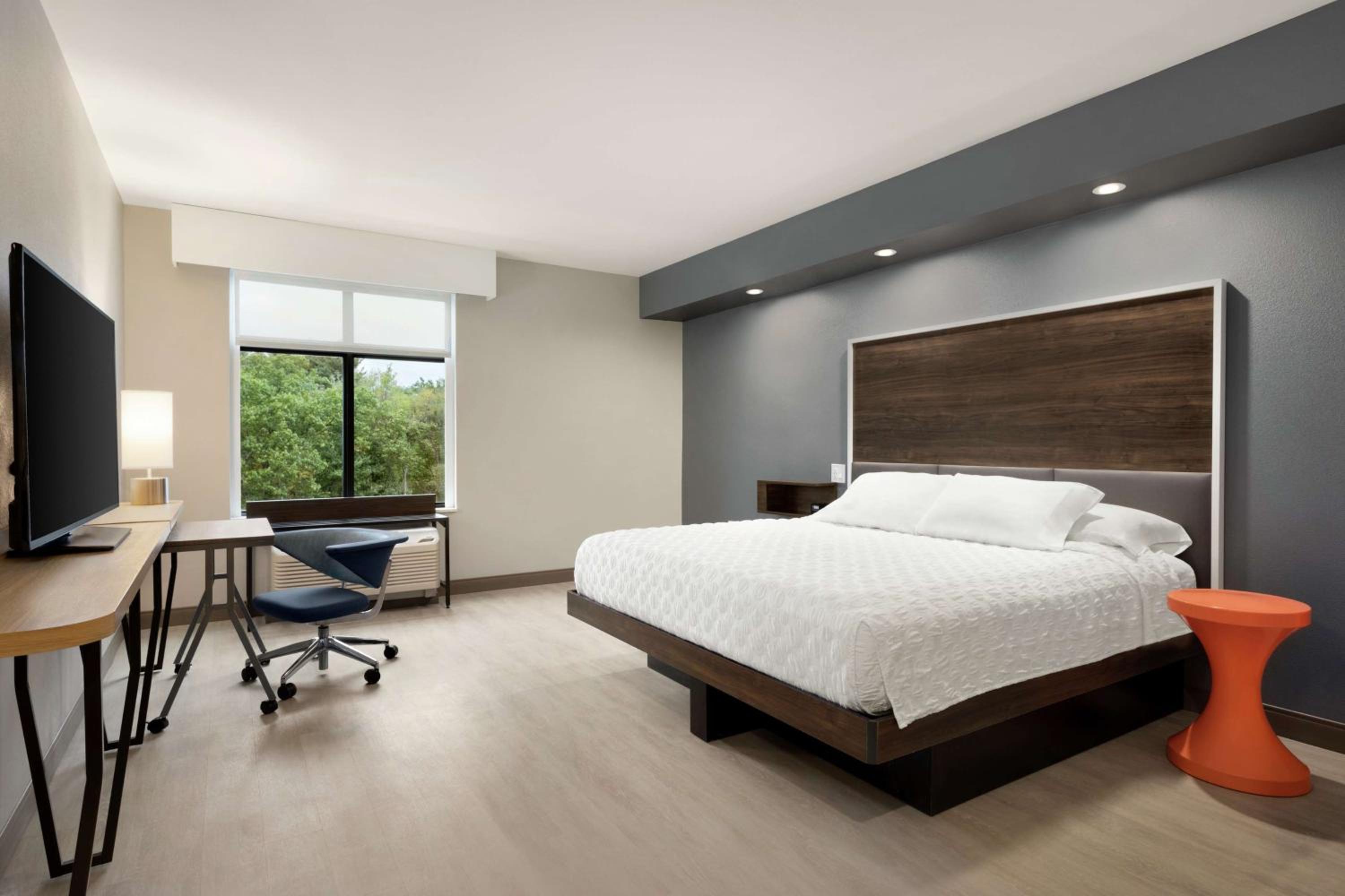 Albany Vacations - Tru by Hilton Albany Crossgates Mall - Property Image 3
