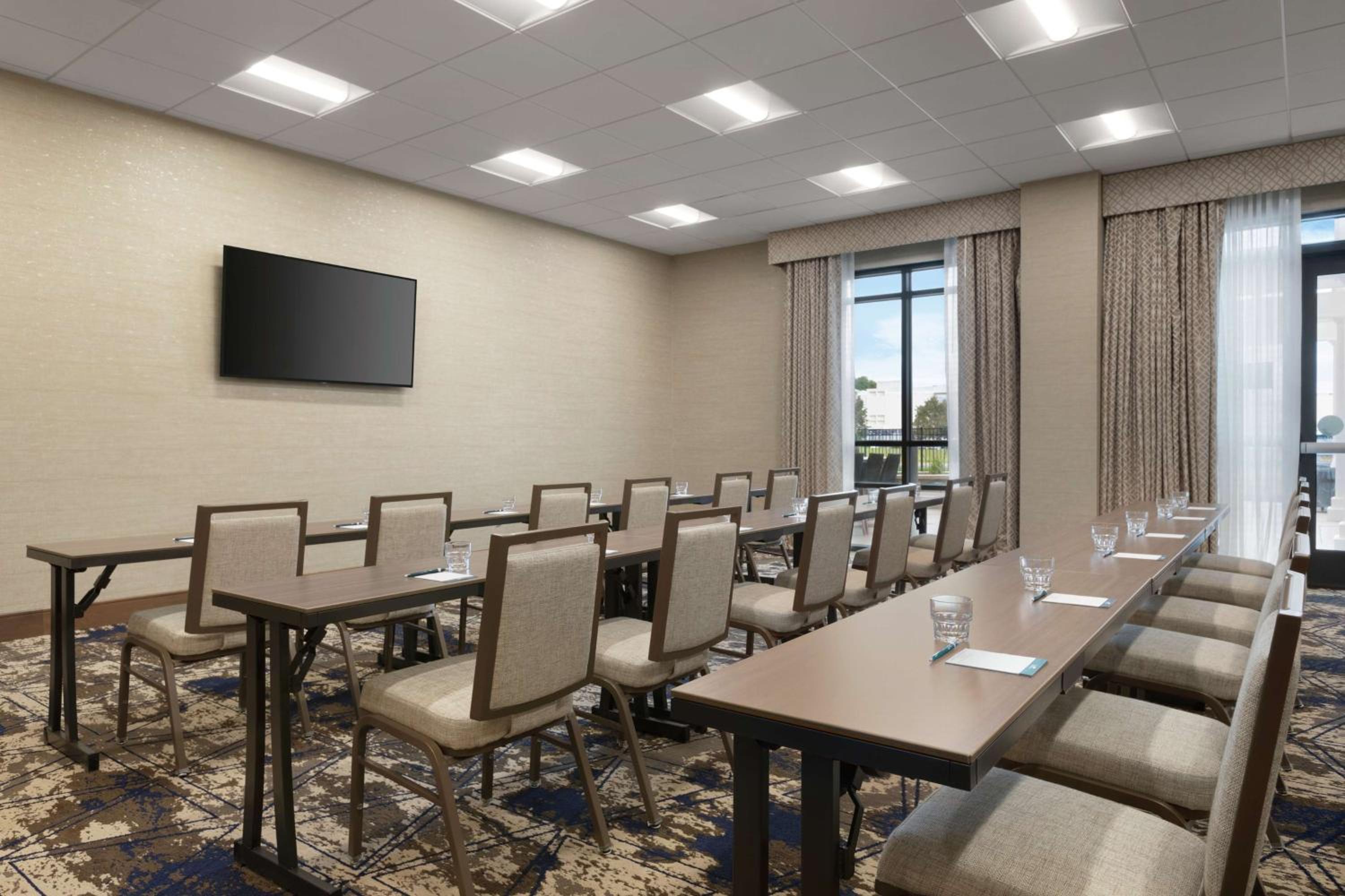 Albany Vacations - Tru by Hilton Albany Crossgates Mall - Property Image 12