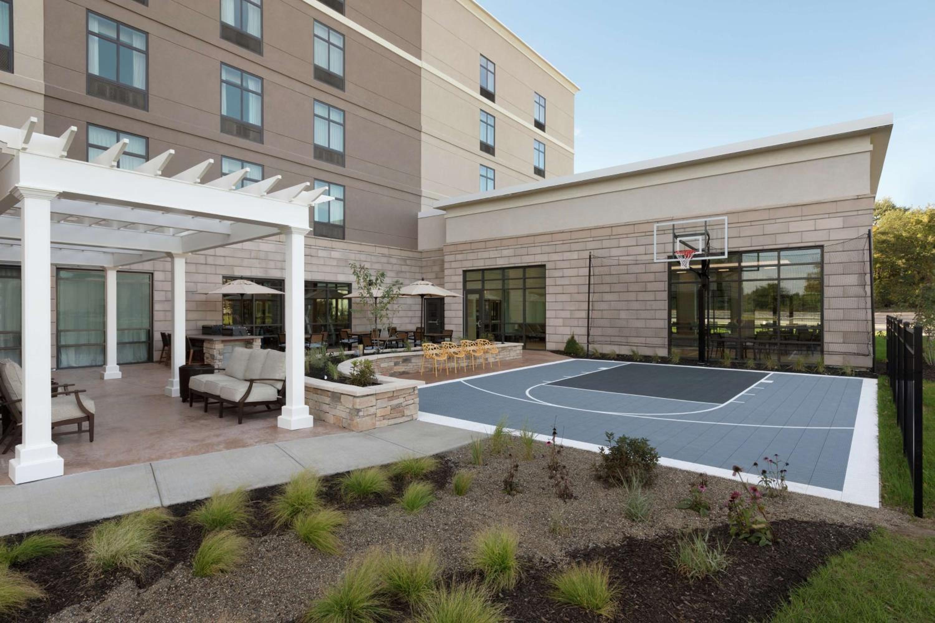 Albany Vacations - Tru by Hilton Albany Crossgates Mall - Property Image 15