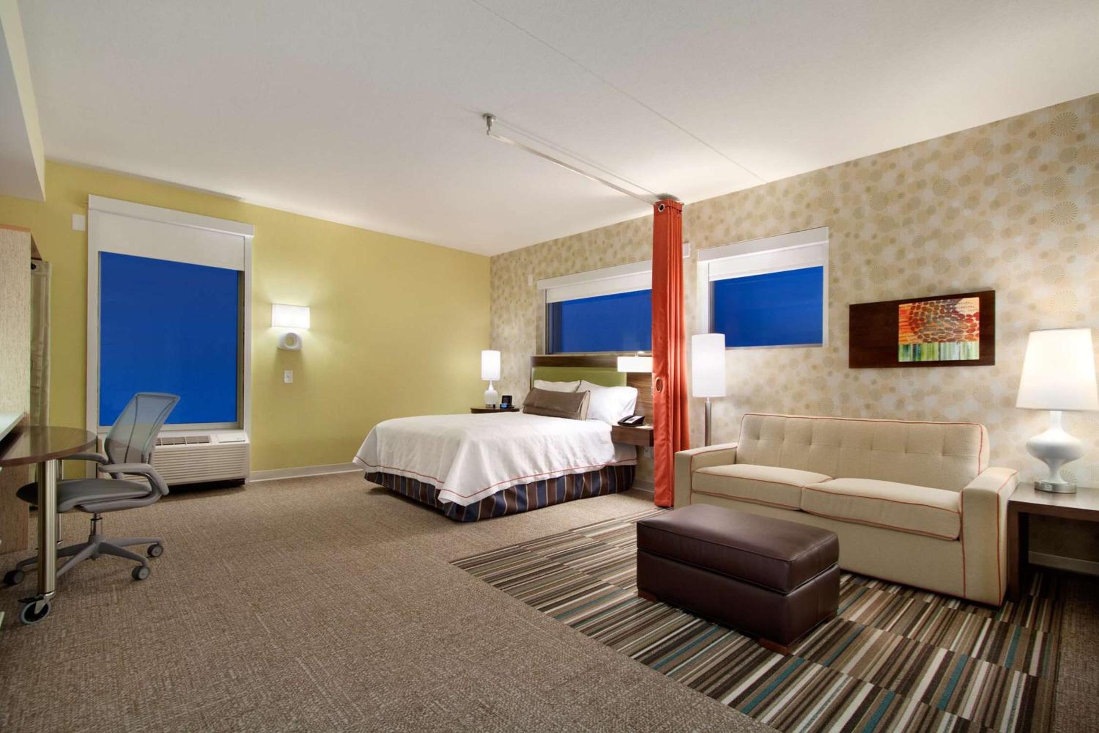 Oxford Vacations - Home2 Suites by Hilton - Oxford - Property Image 1