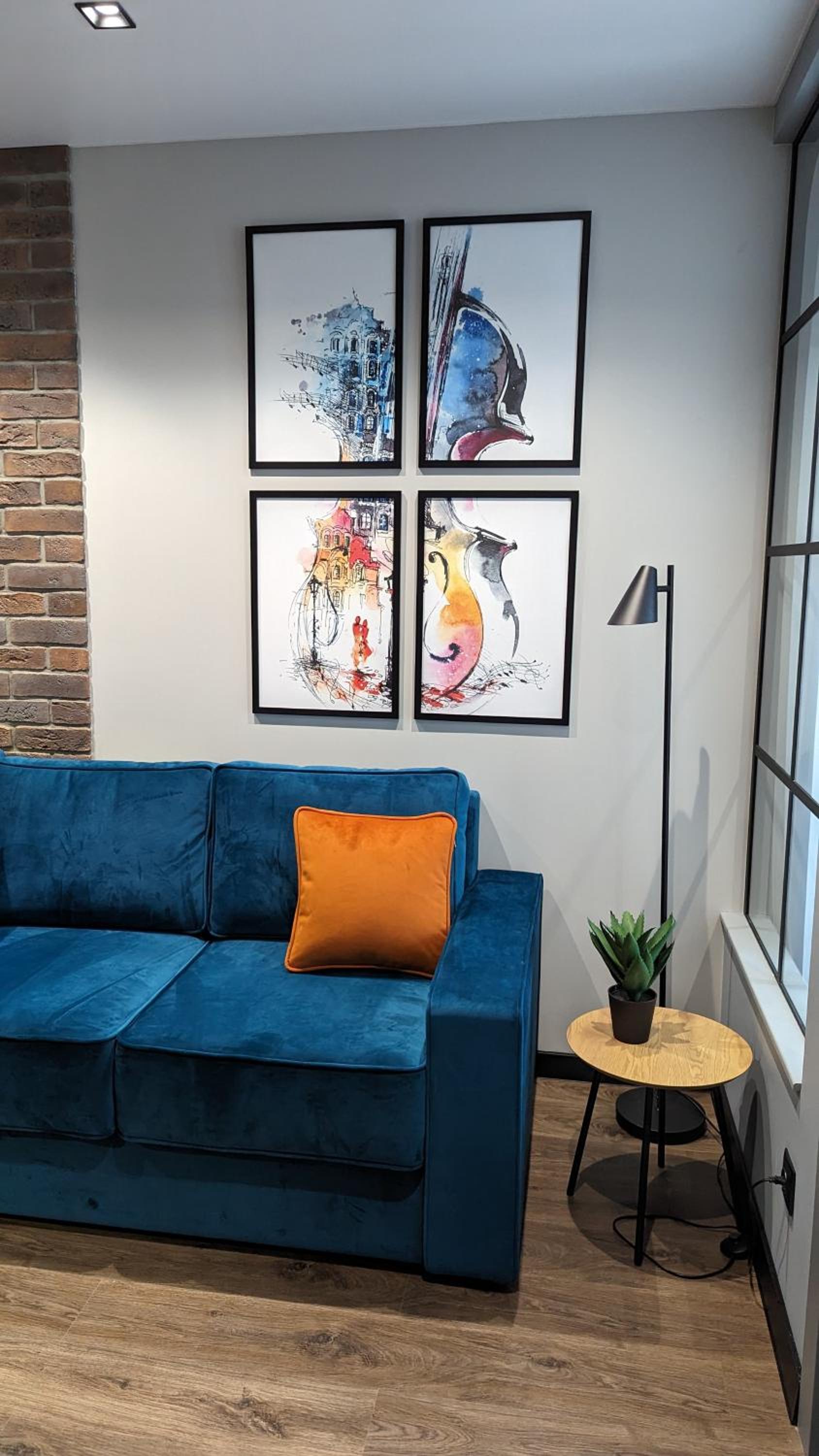 AVENUE APARTMENTS