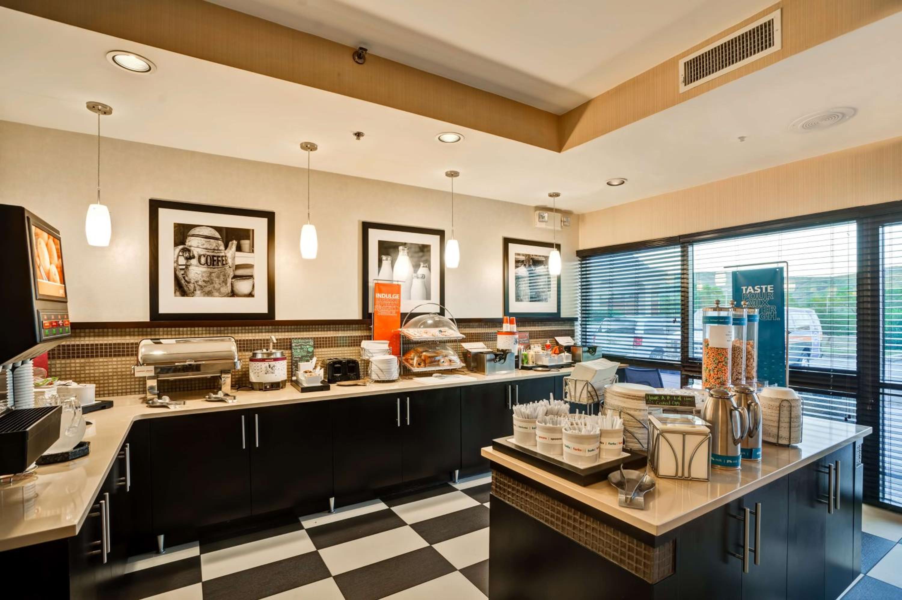 Scranton Vacations - Hampton Inn Scranton at Montage Mountain - Property Image 28