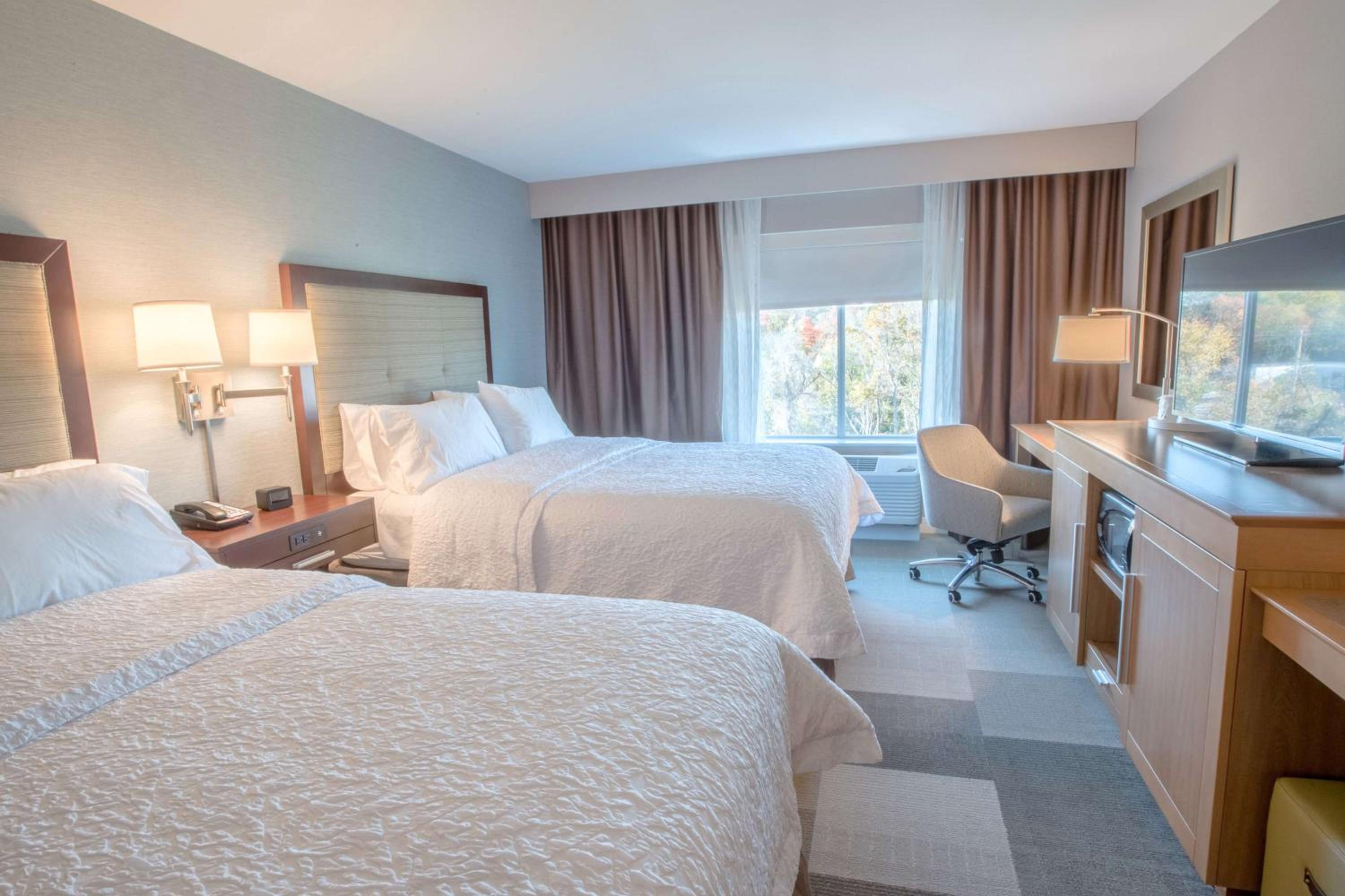 Hampton Inn by Hilton Amesbury, MA - Property Image 8