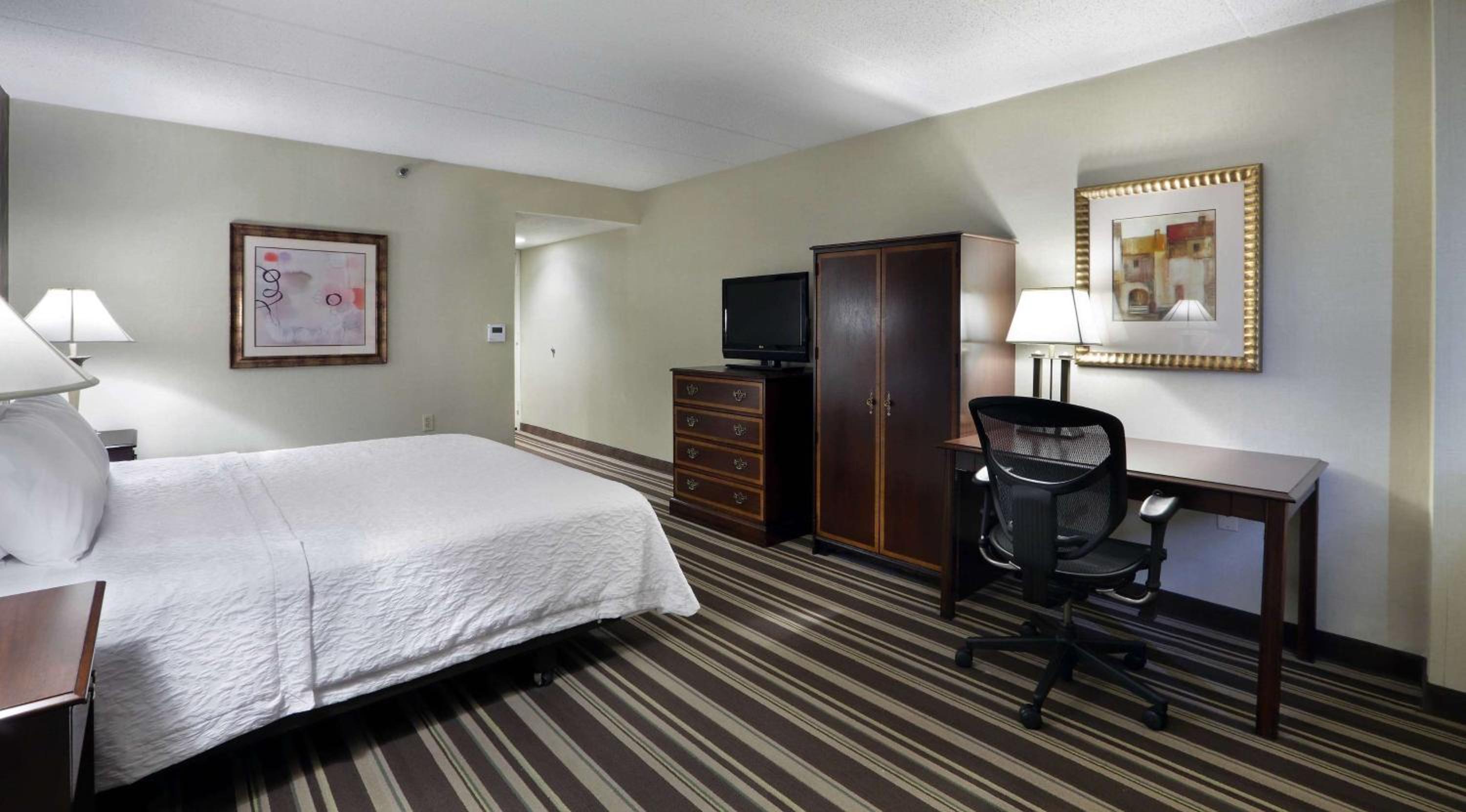 Hampton Inn Boston-Natick - Property Image 12